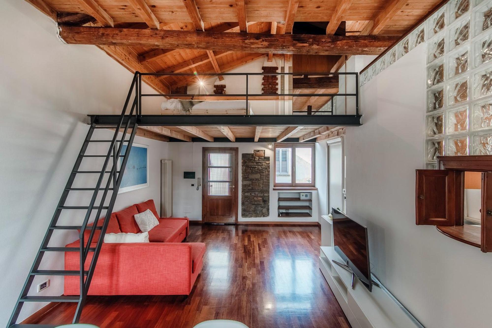 Loft Madera - By Myhomeincomo *