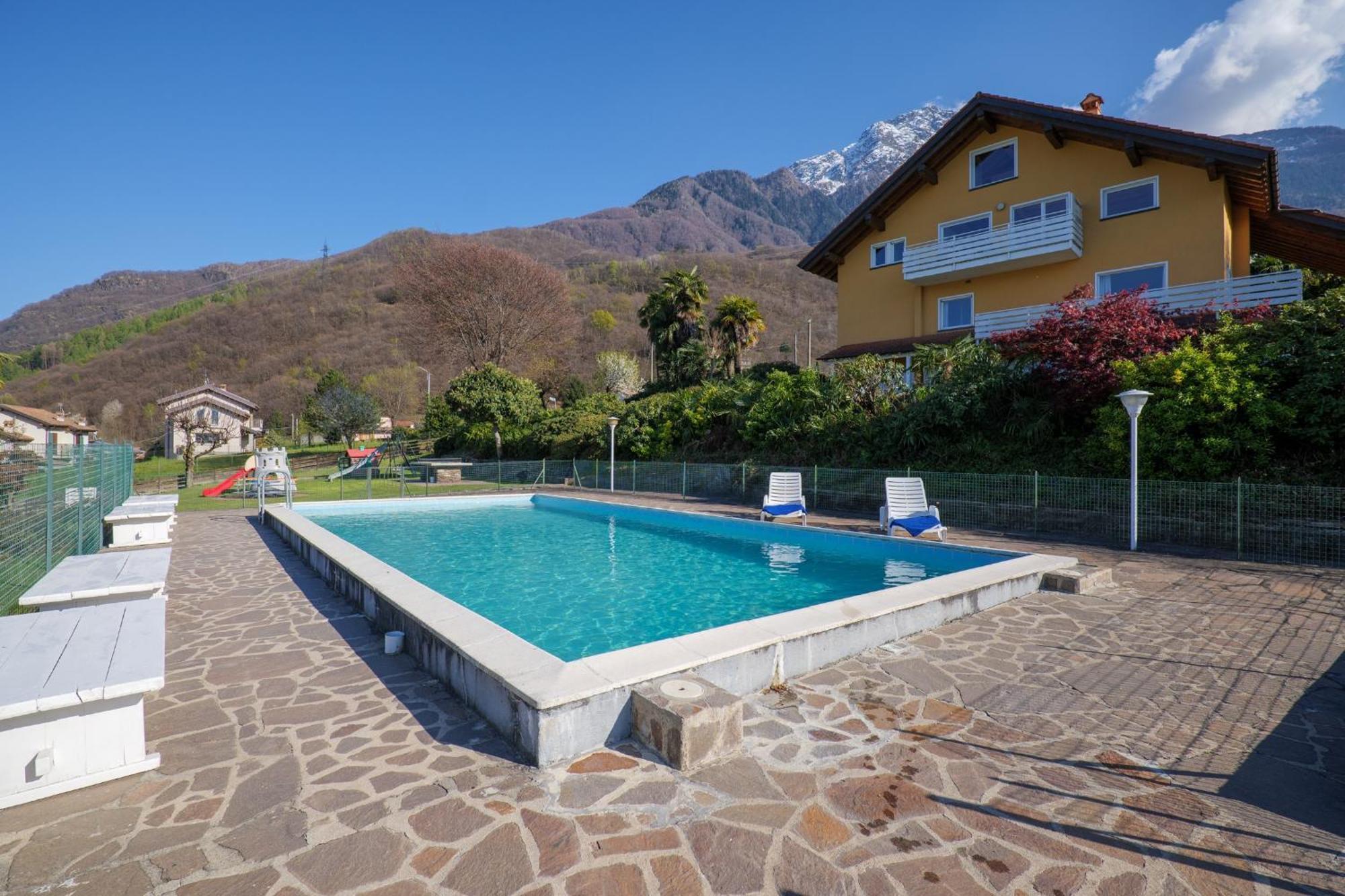 Casa Bellavista Apartment Colico