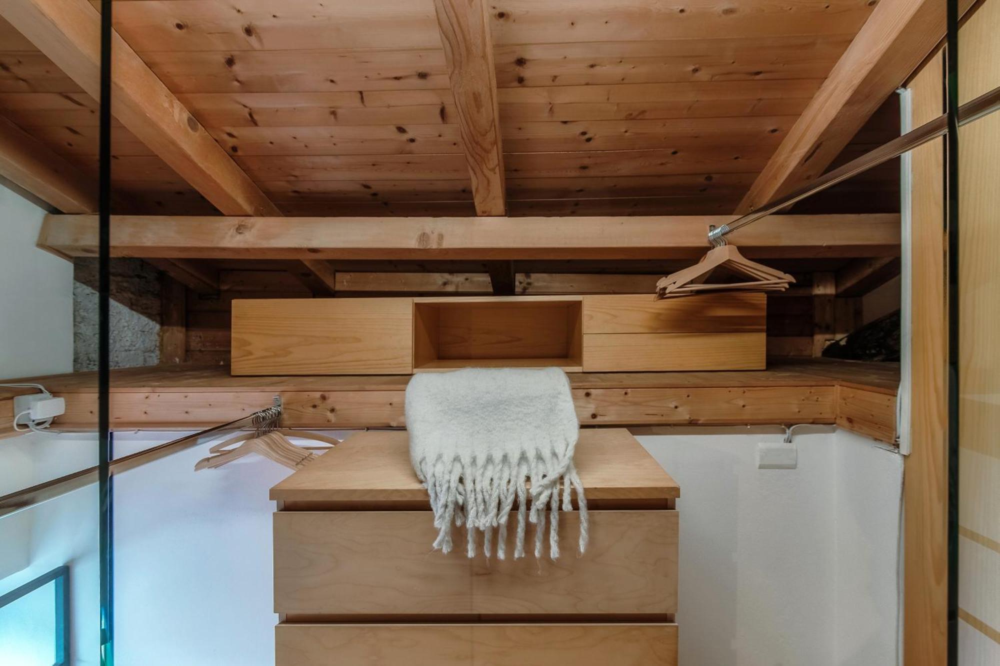 Loft Madera - By Myhomeincomo * Como