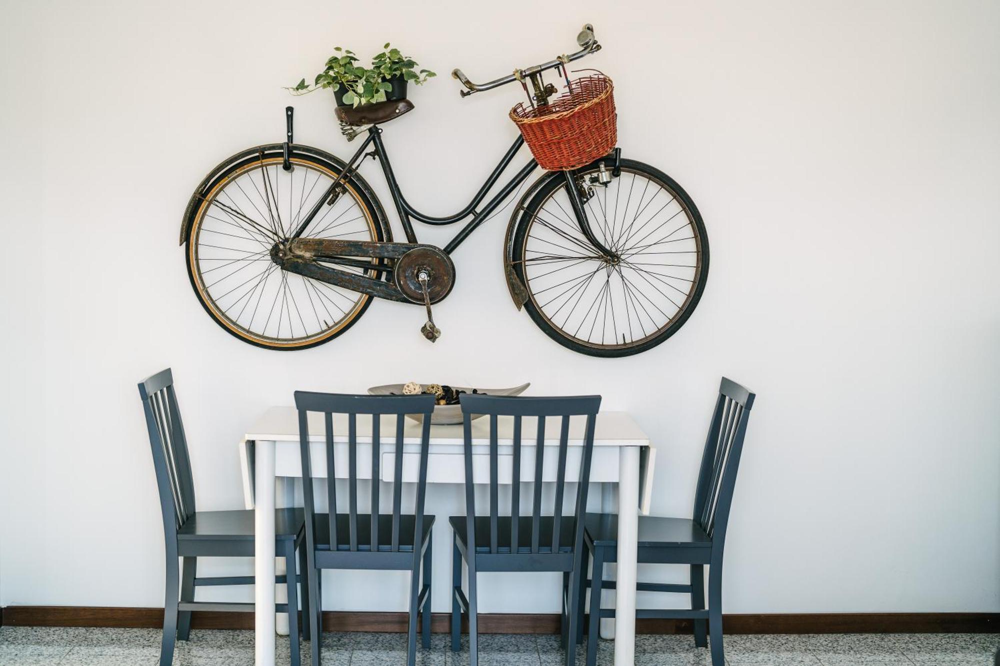 Apartment Bike & Family *