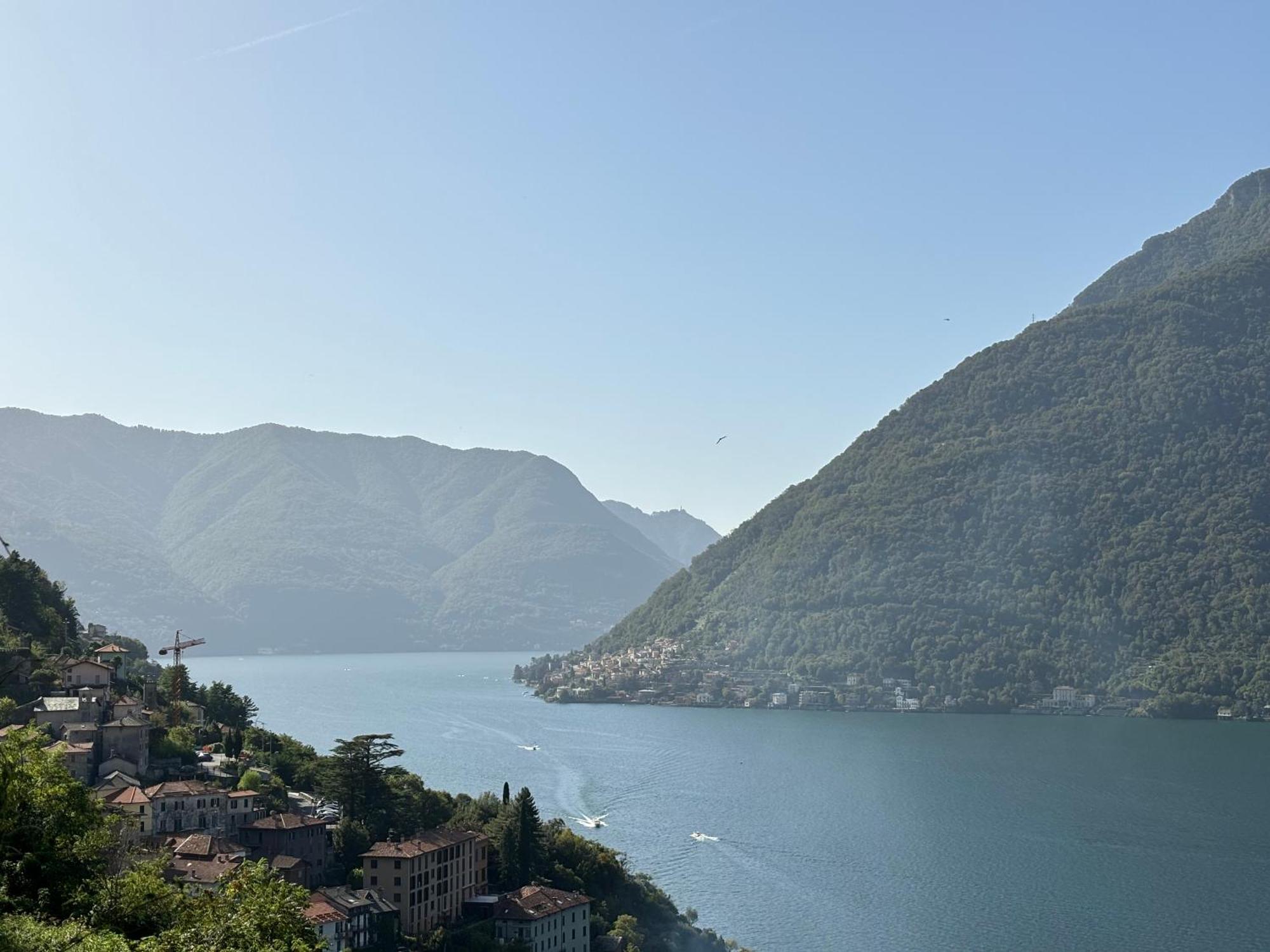 Incanto Parking And View *