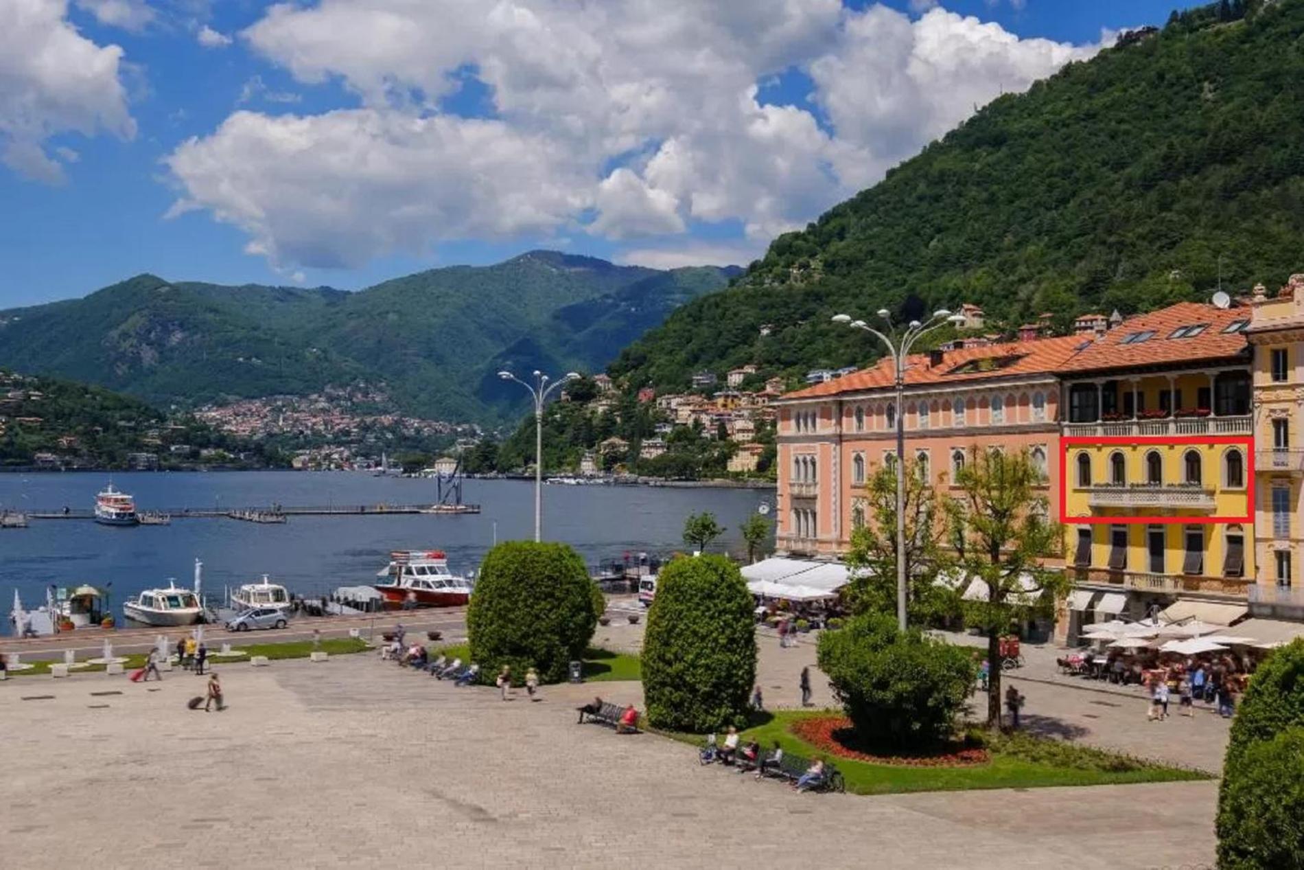 Piazza Cavour - Luxury View Apartment Como