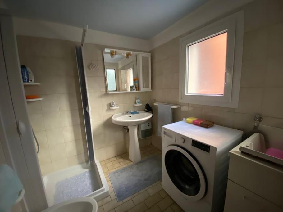 Ca Lina Spacious With Parking Space Lecco