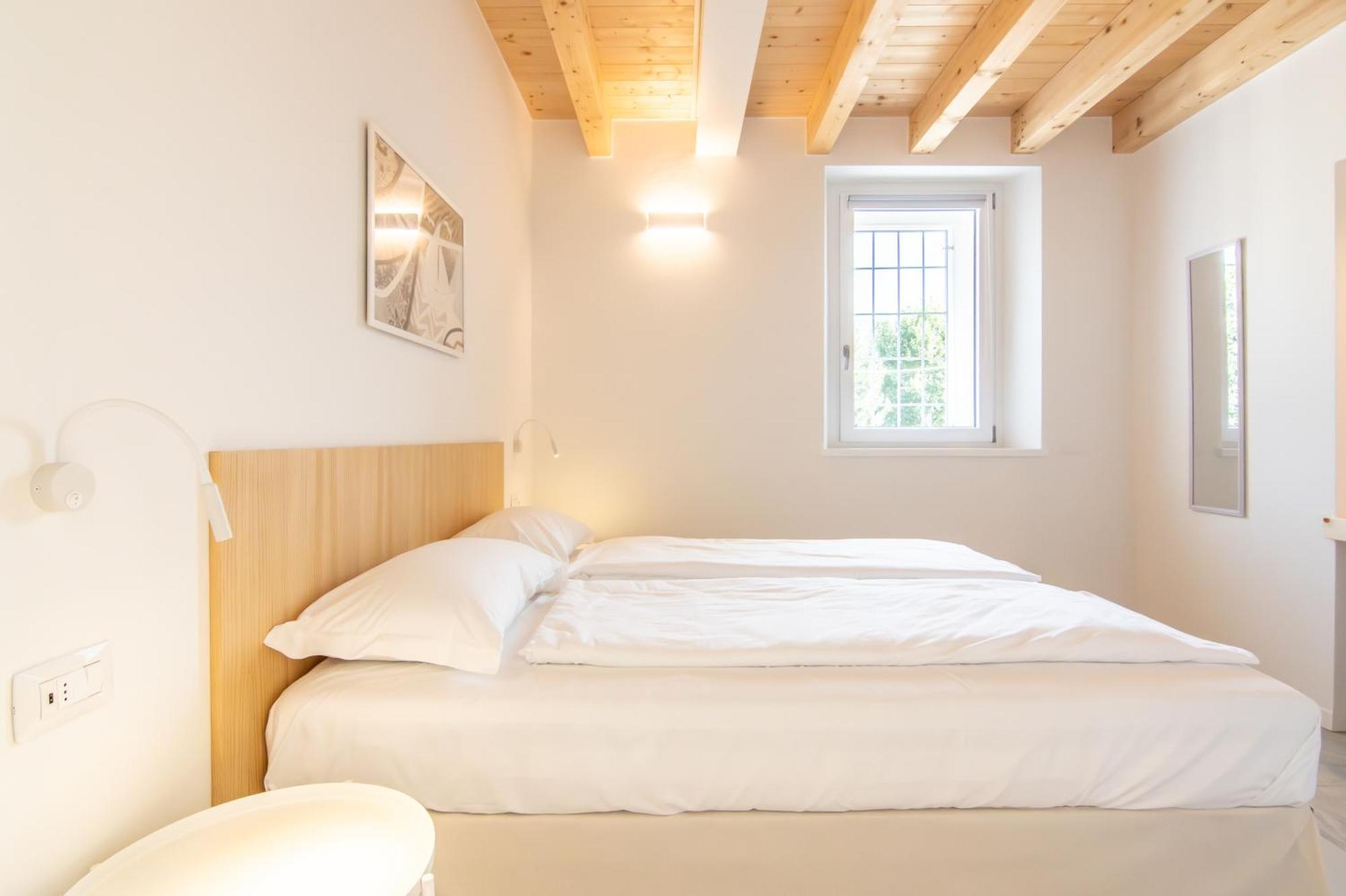 R&b Al Bed & Breakfast Domaso