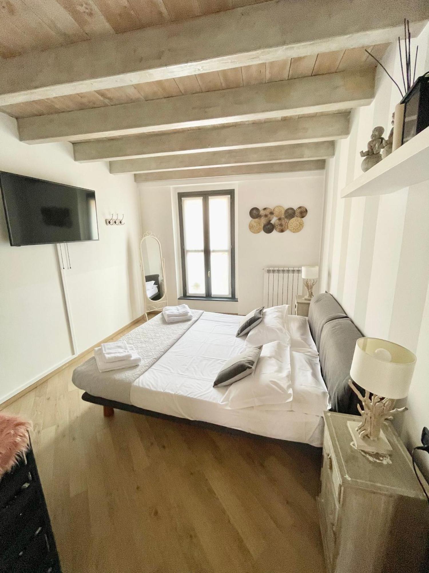 Apartment Volta Como