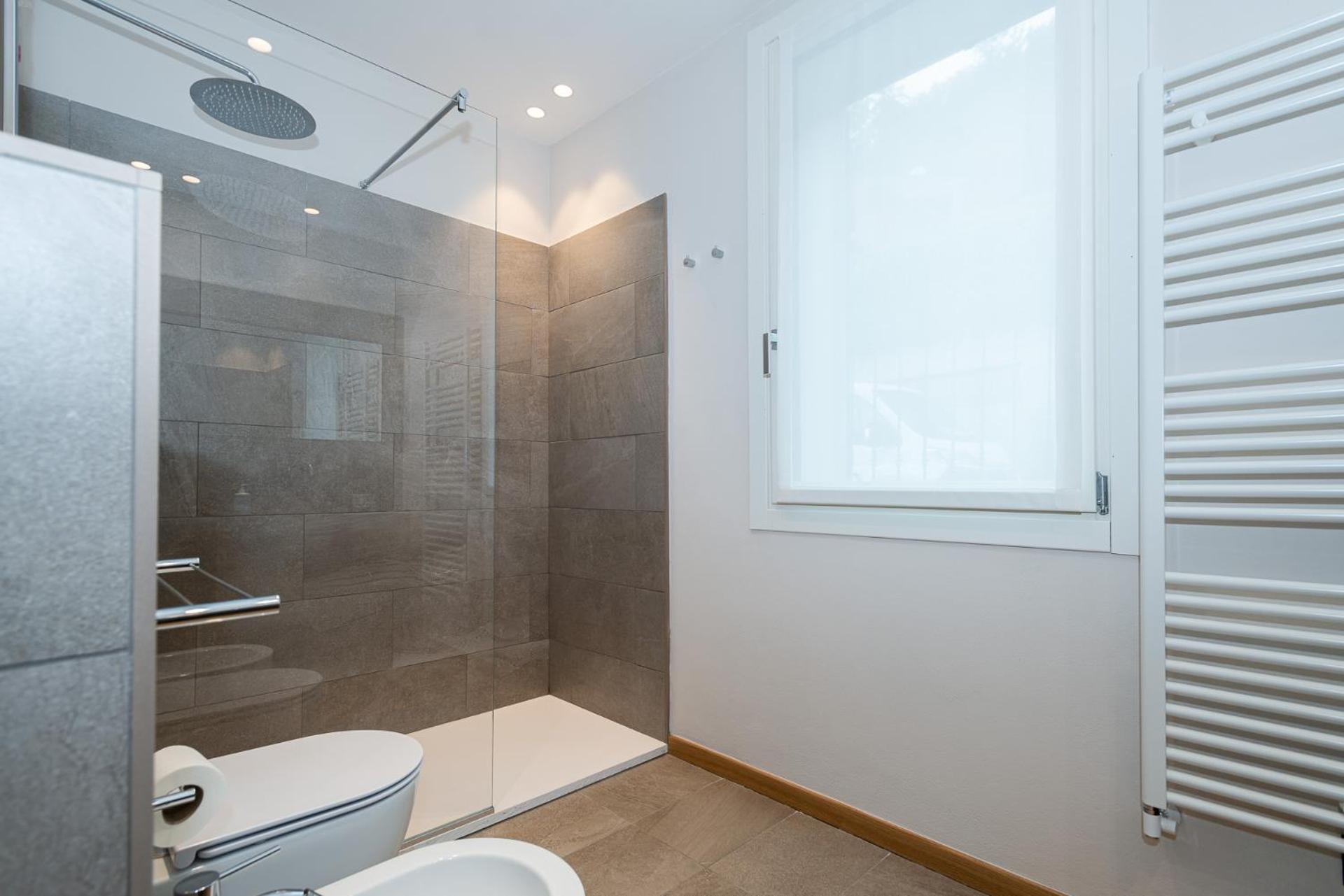Mg House Luxury Apartment Como