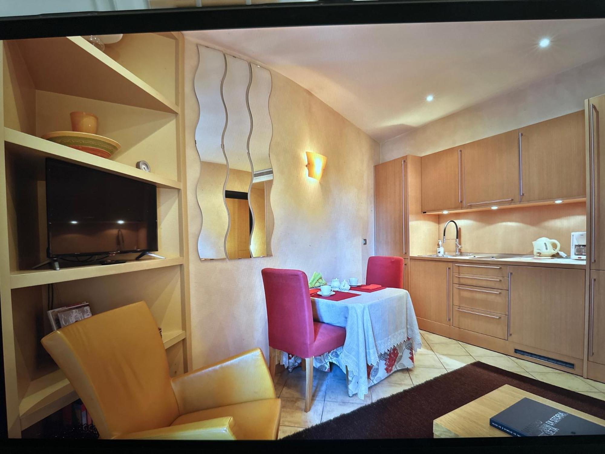 Cernobbio Lake Suites *