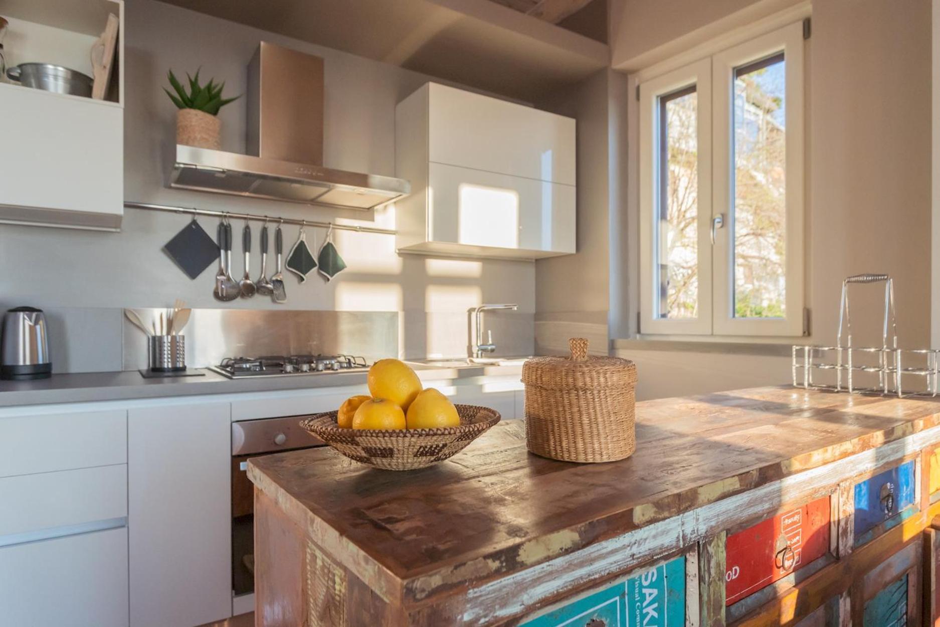 Apartment Sunset Terrace Loft - View On By Rent *