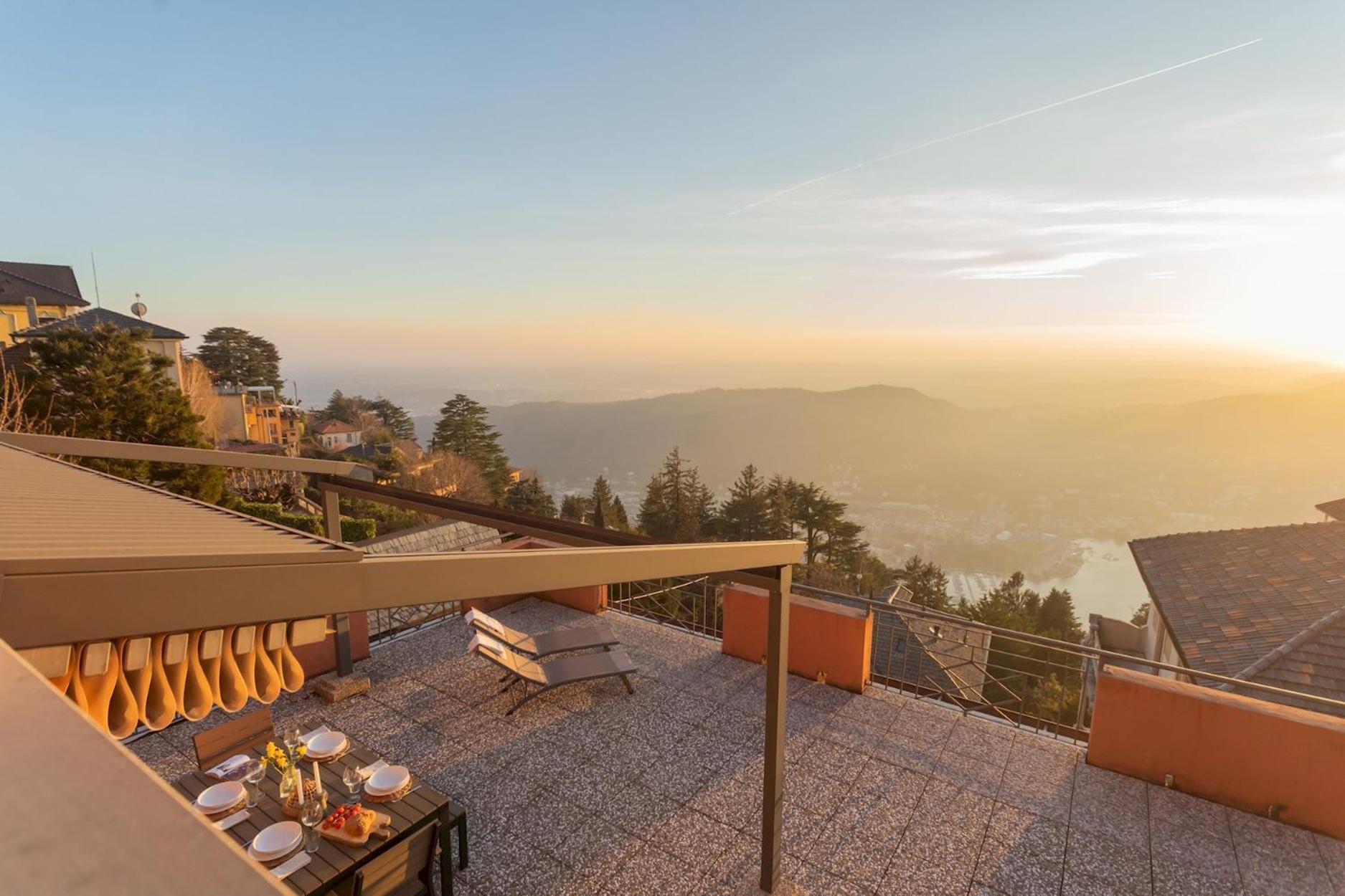 Apartment Sunset Terrace Loft - View On By Rent