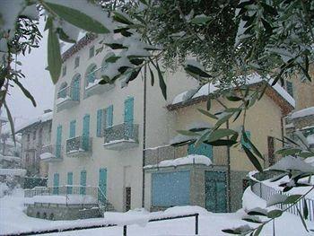 Aparthotel Celeste 2*