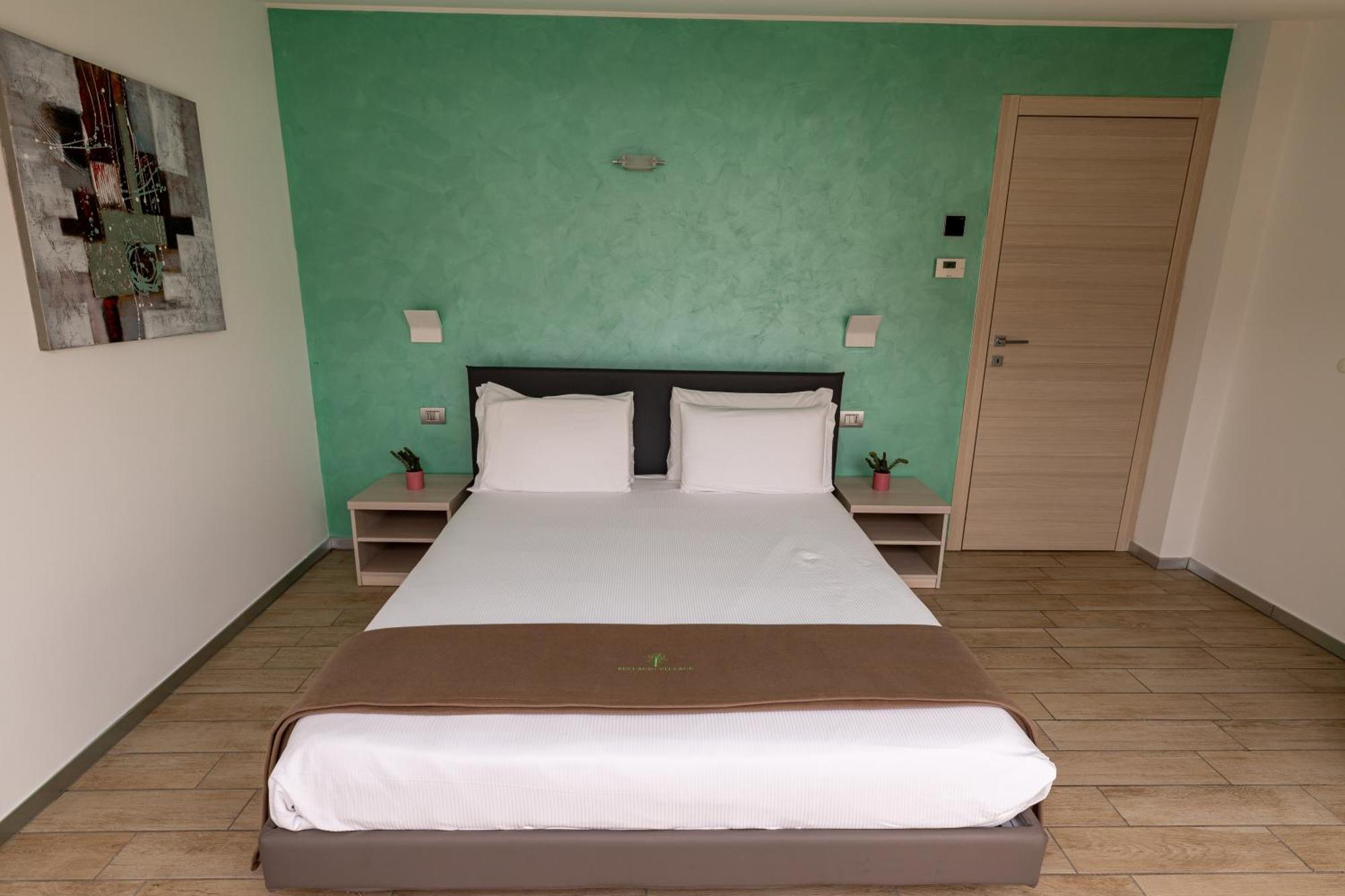Aparthotel Bellagio Village- 4 Apartments By The Lake - Seasonal Warm Pool And Sauna