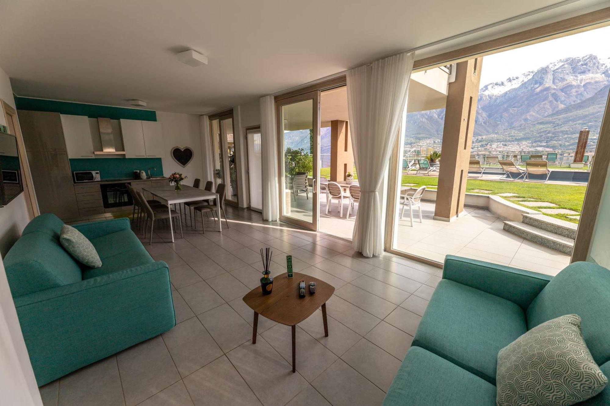 Bellagio Village- 4 Apartments By The Lake - Seasonal Warm Pool And Sauna