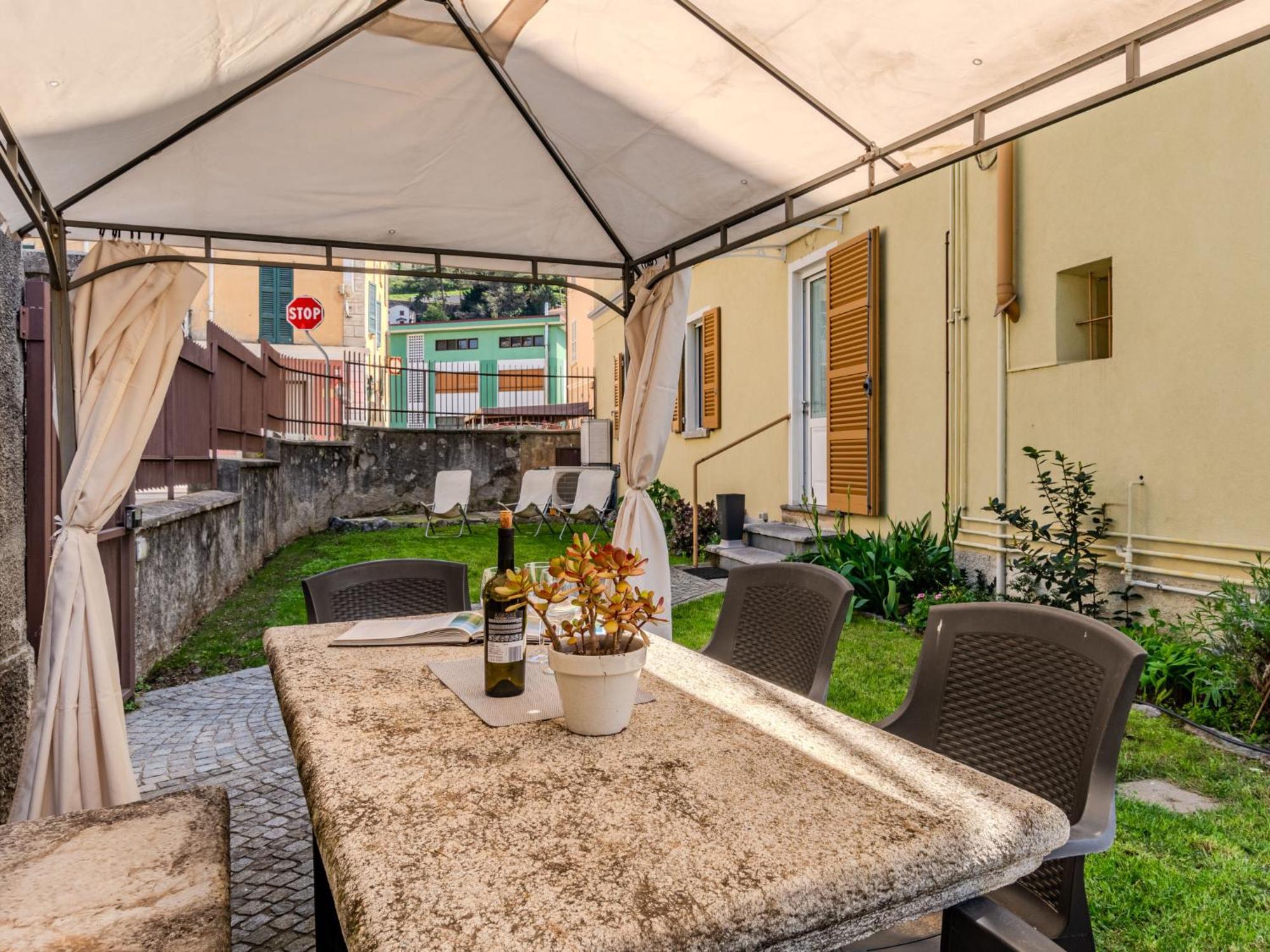 Bina By Interhome
