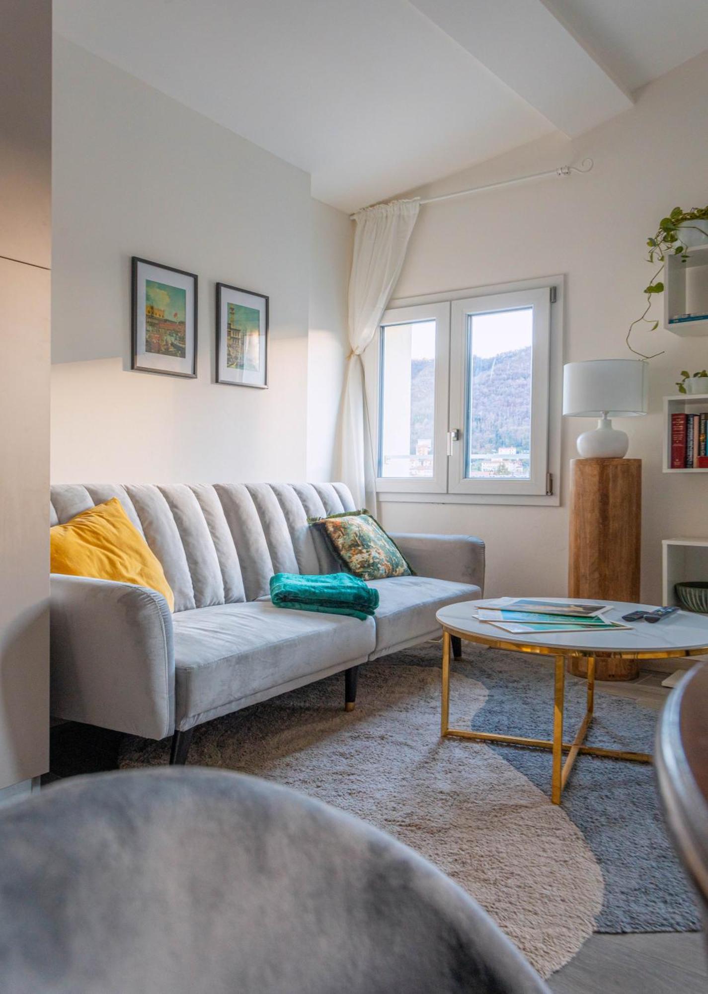 Loft In The Heart Of Como