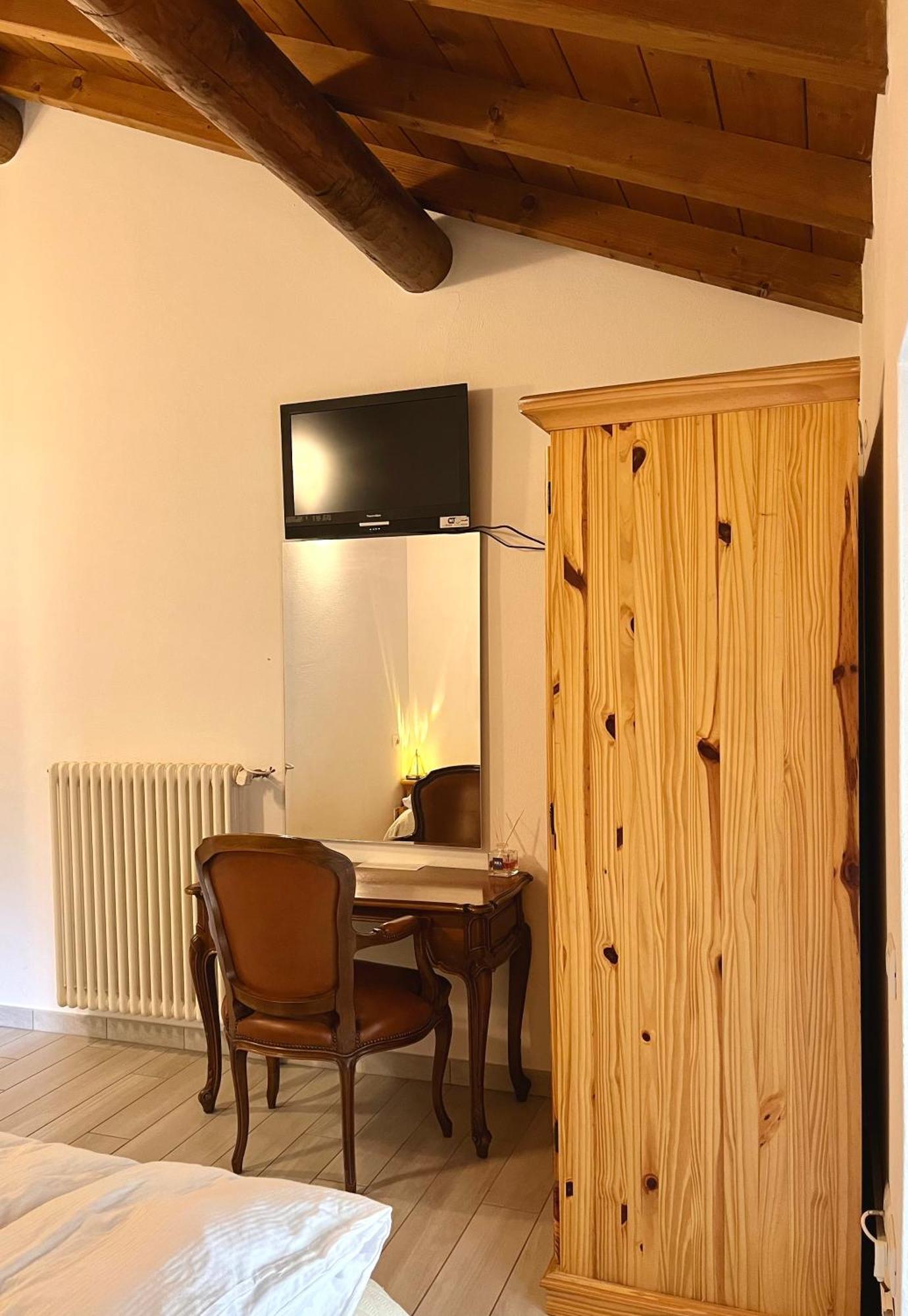 Agriturismo La Vecchia Chioderia Farm stay Grandola ed Uniti