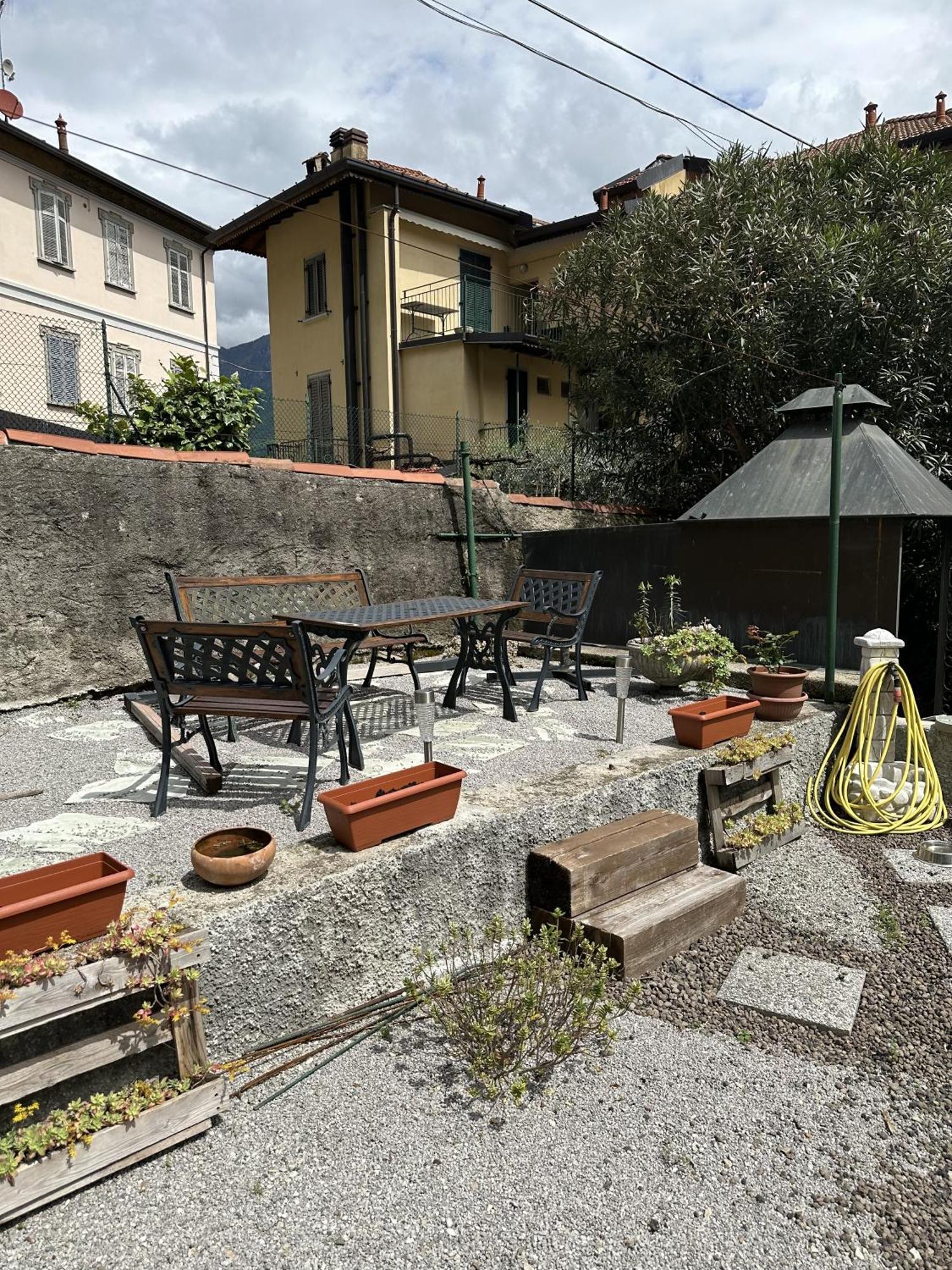 La Corte Dei Torri Loft On The Appartamento Oliveto Lario