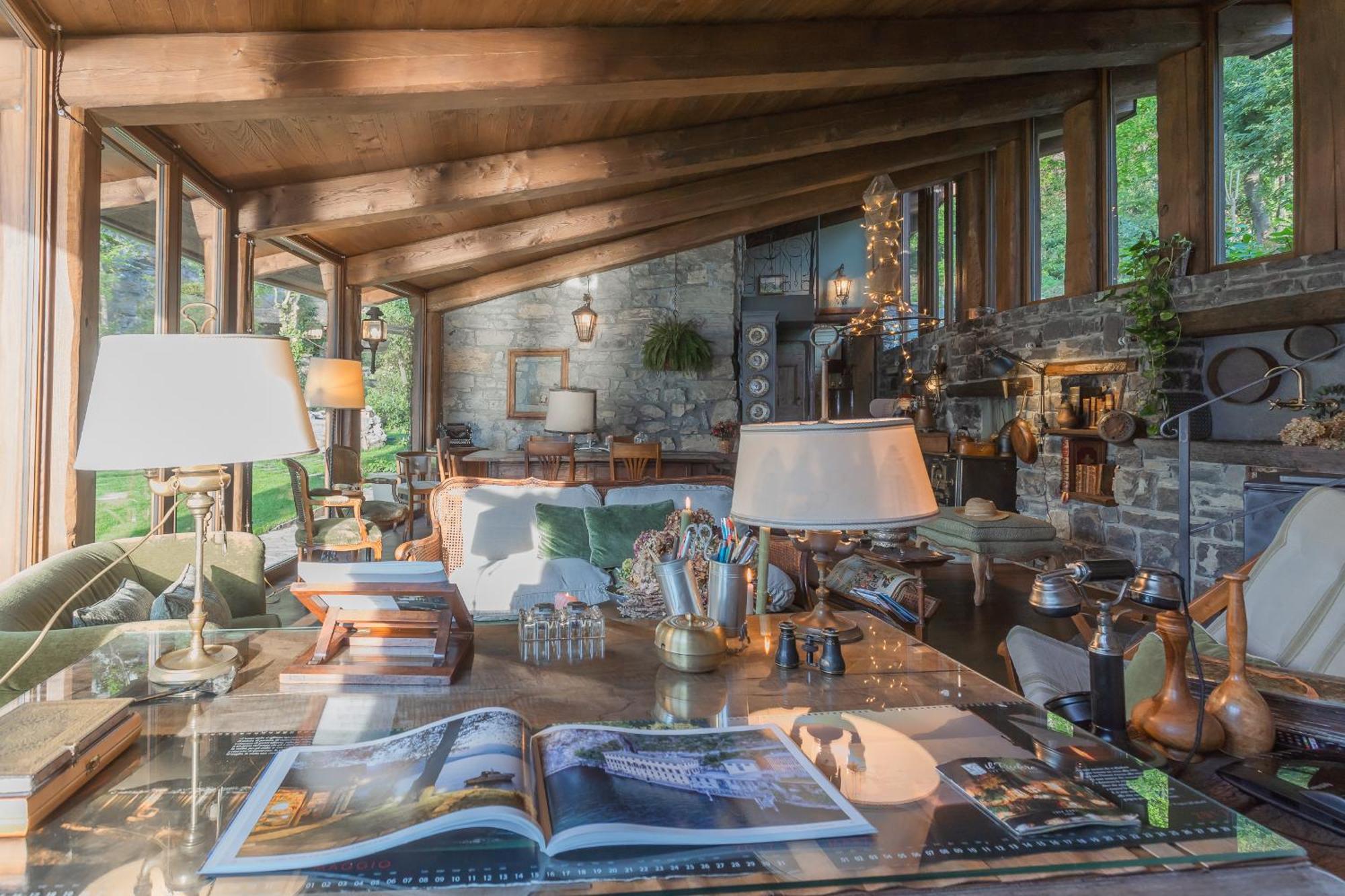 Villa The Writer's Nest Waterfront By Rent *