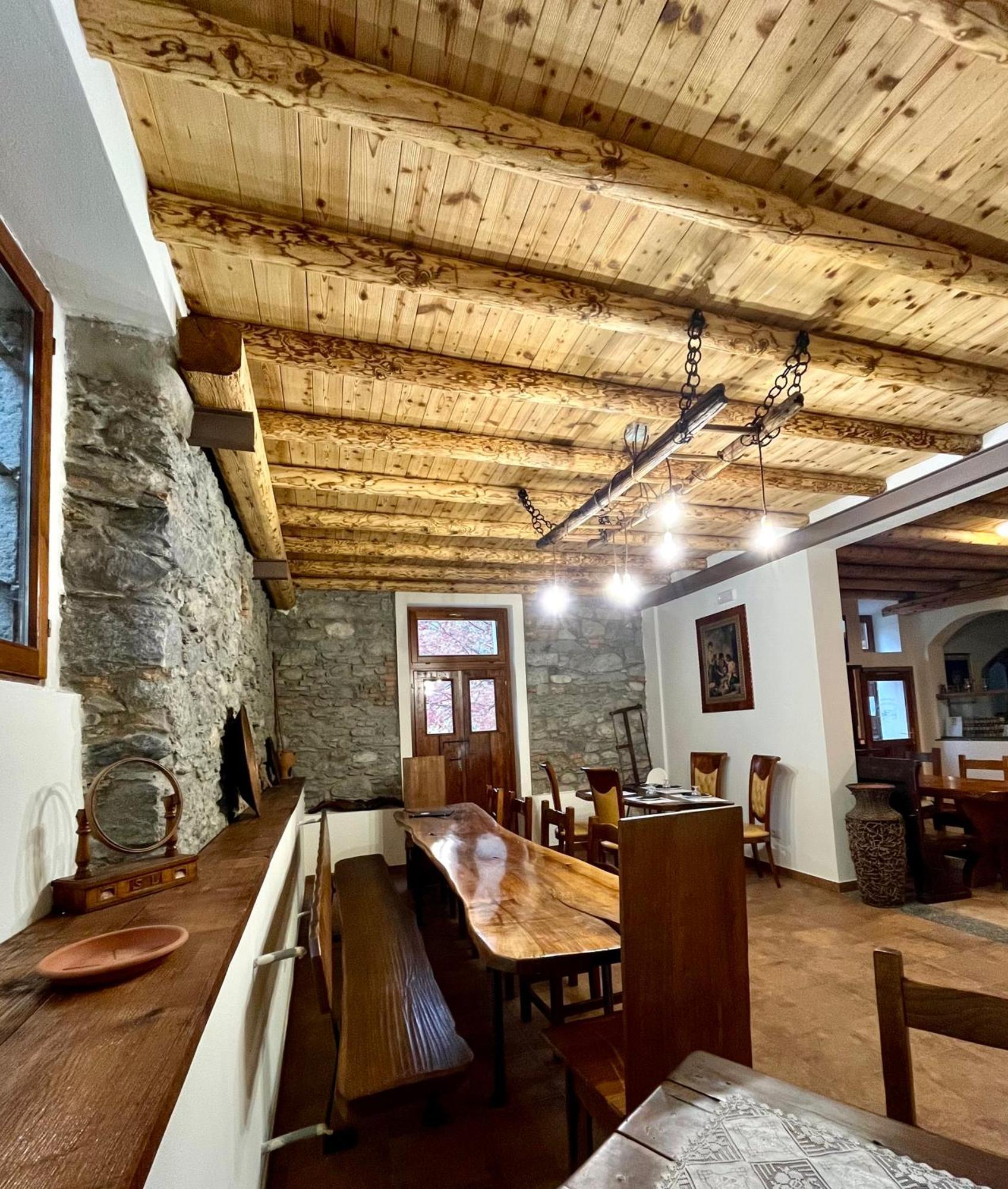 Agriturismo La Vecchia Chioderia Farm stay Grandola ed Uniti