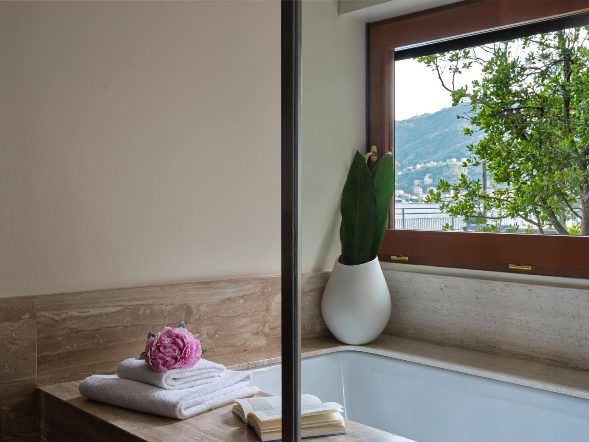 Flori Hotel 4*