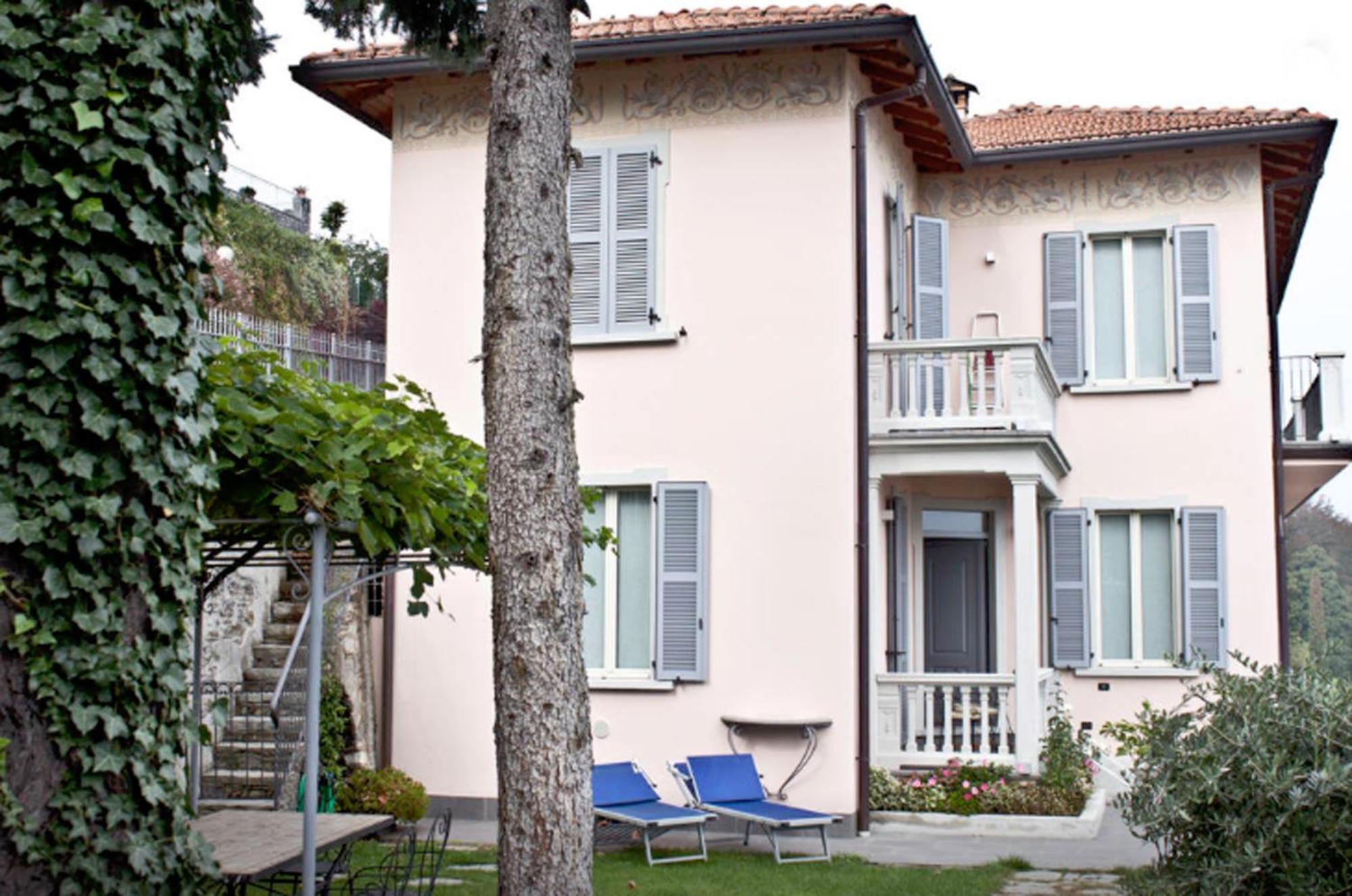 Miralago And Hotel 2*