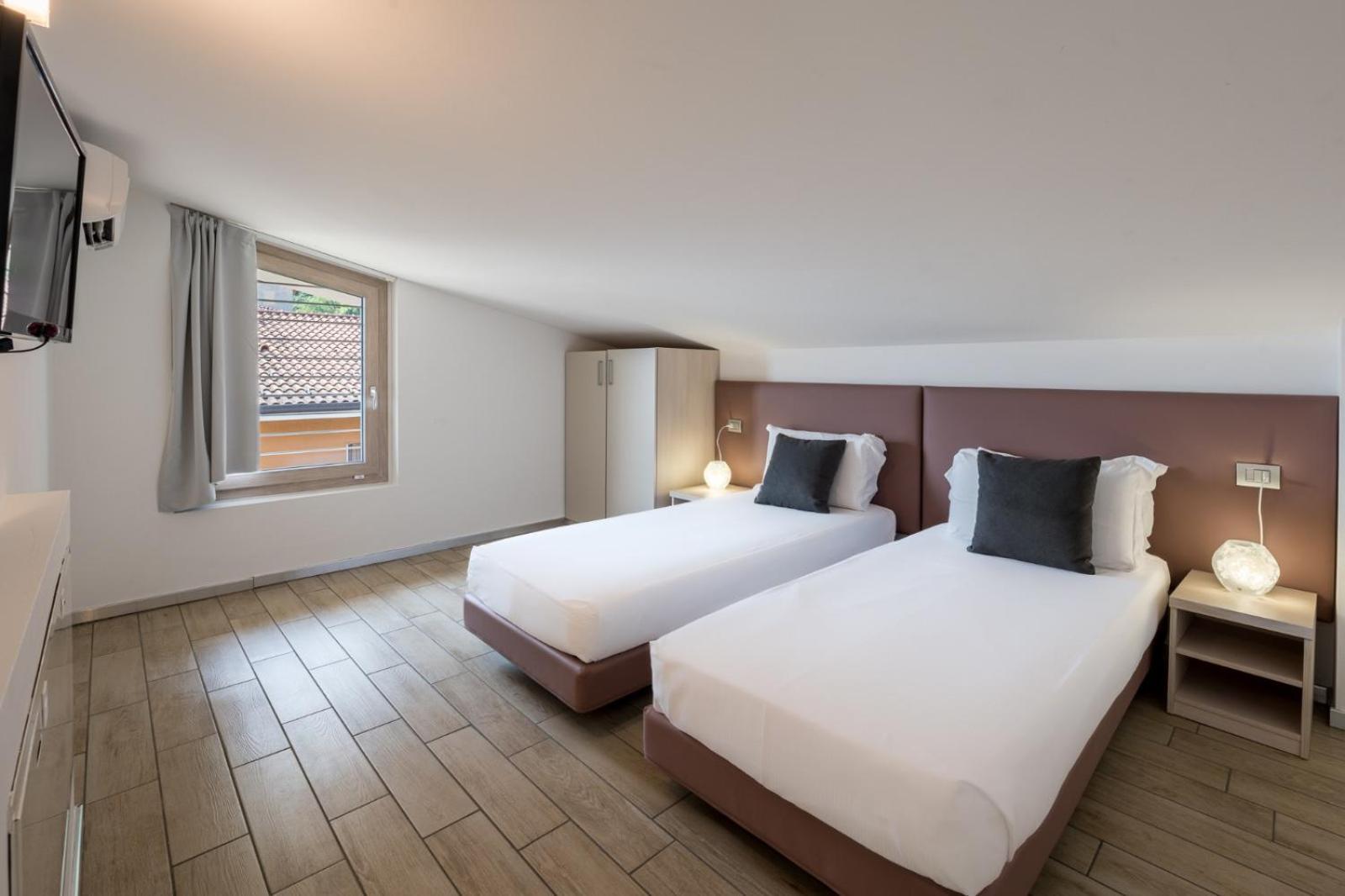 Aparthotel Bellagio Village- 4 Apartments By The Lake - Seasonal Warm Pool And Sauna Oliveto Lario