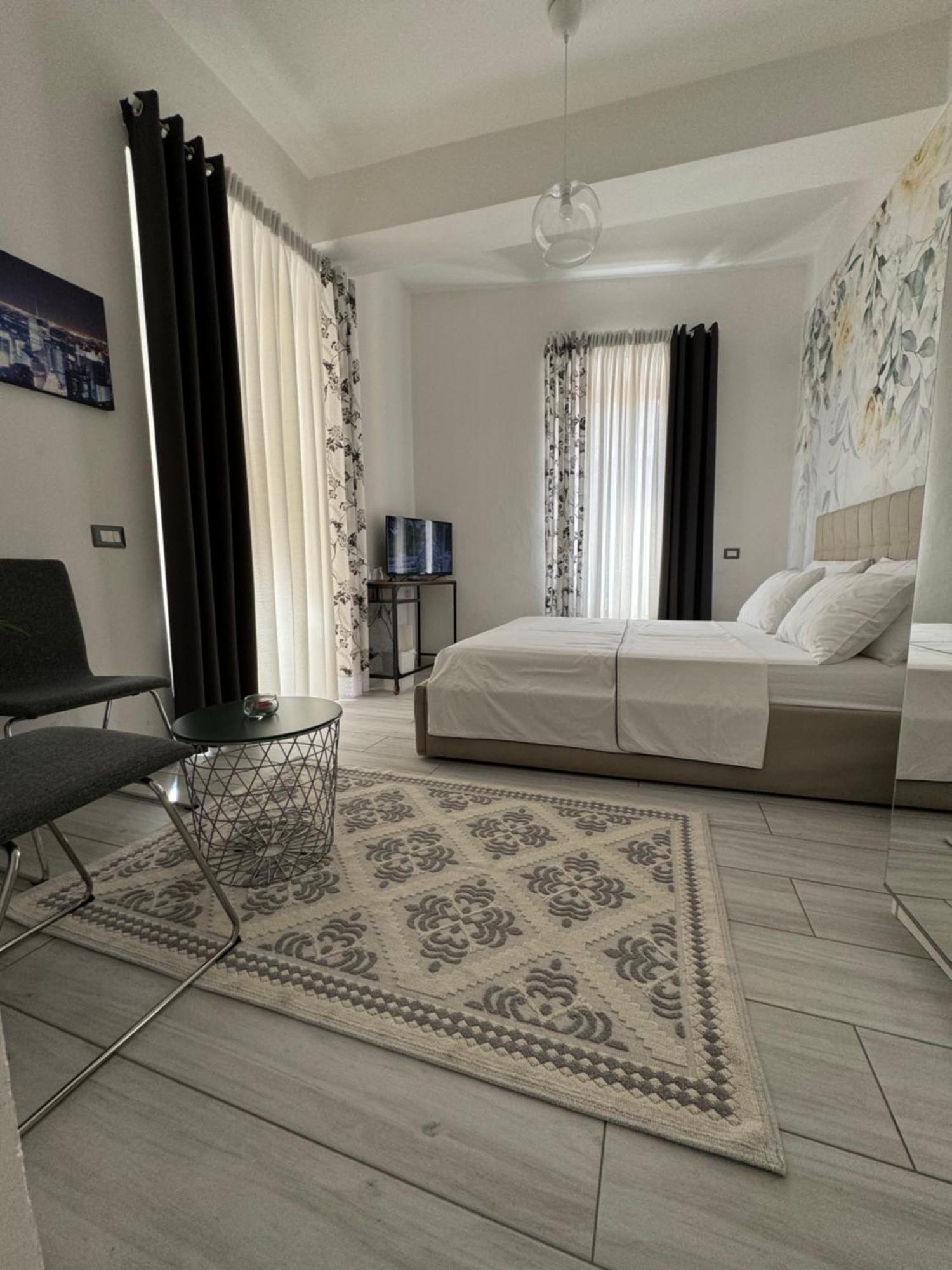 Casa L'aquila Guest house *
