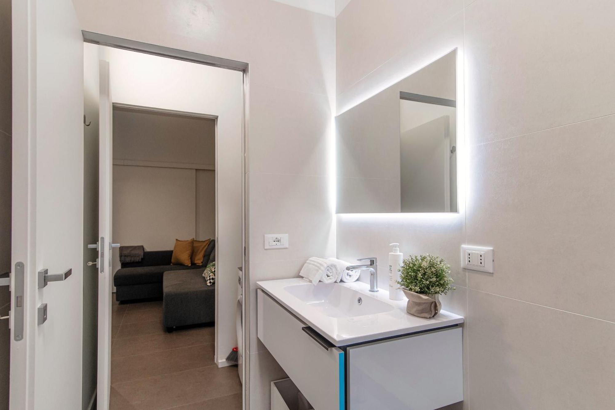 Luci A - By Myhomeincomo Apartment
