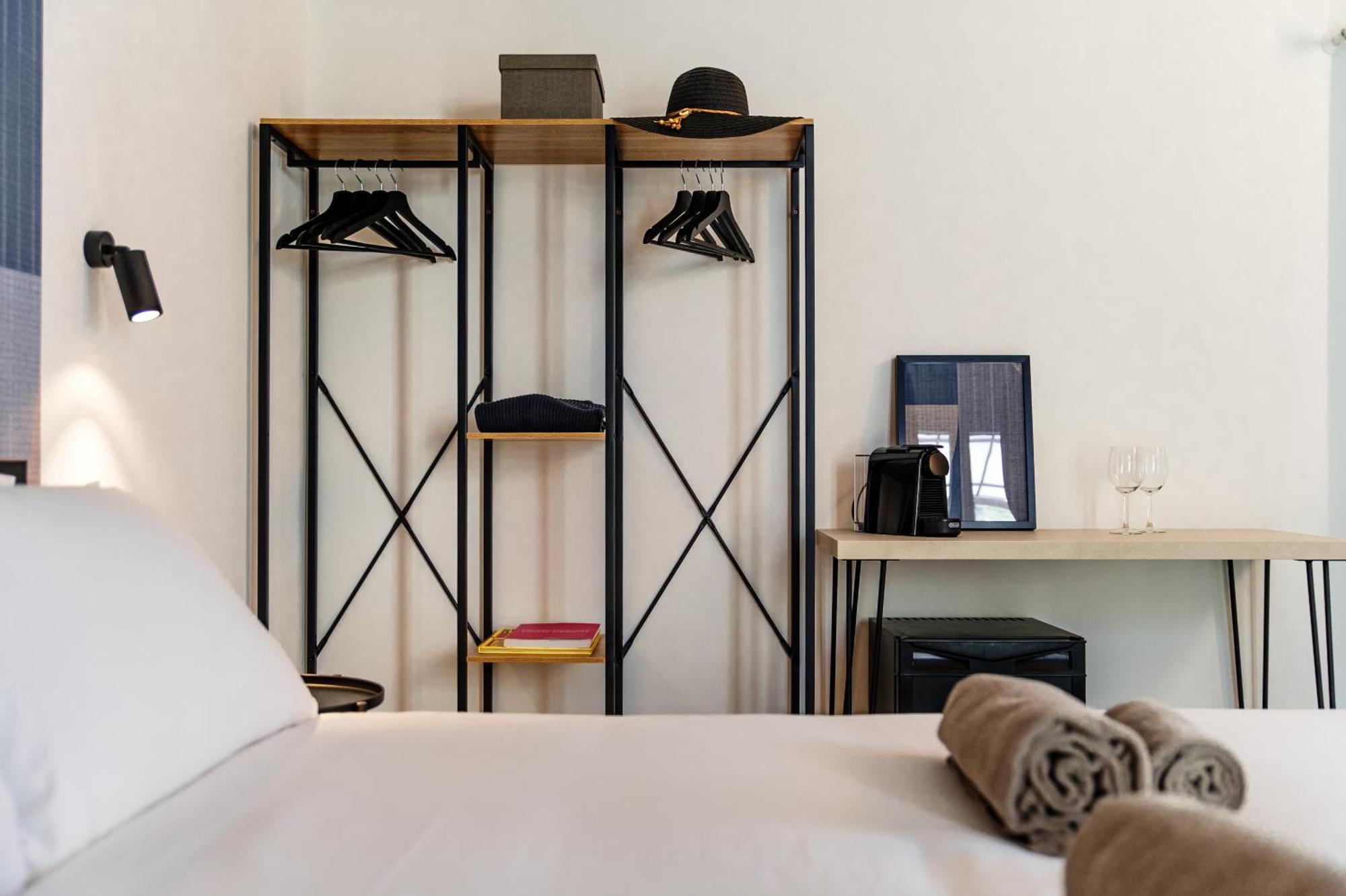 Guest house Linaio - The House Of Travelers Como