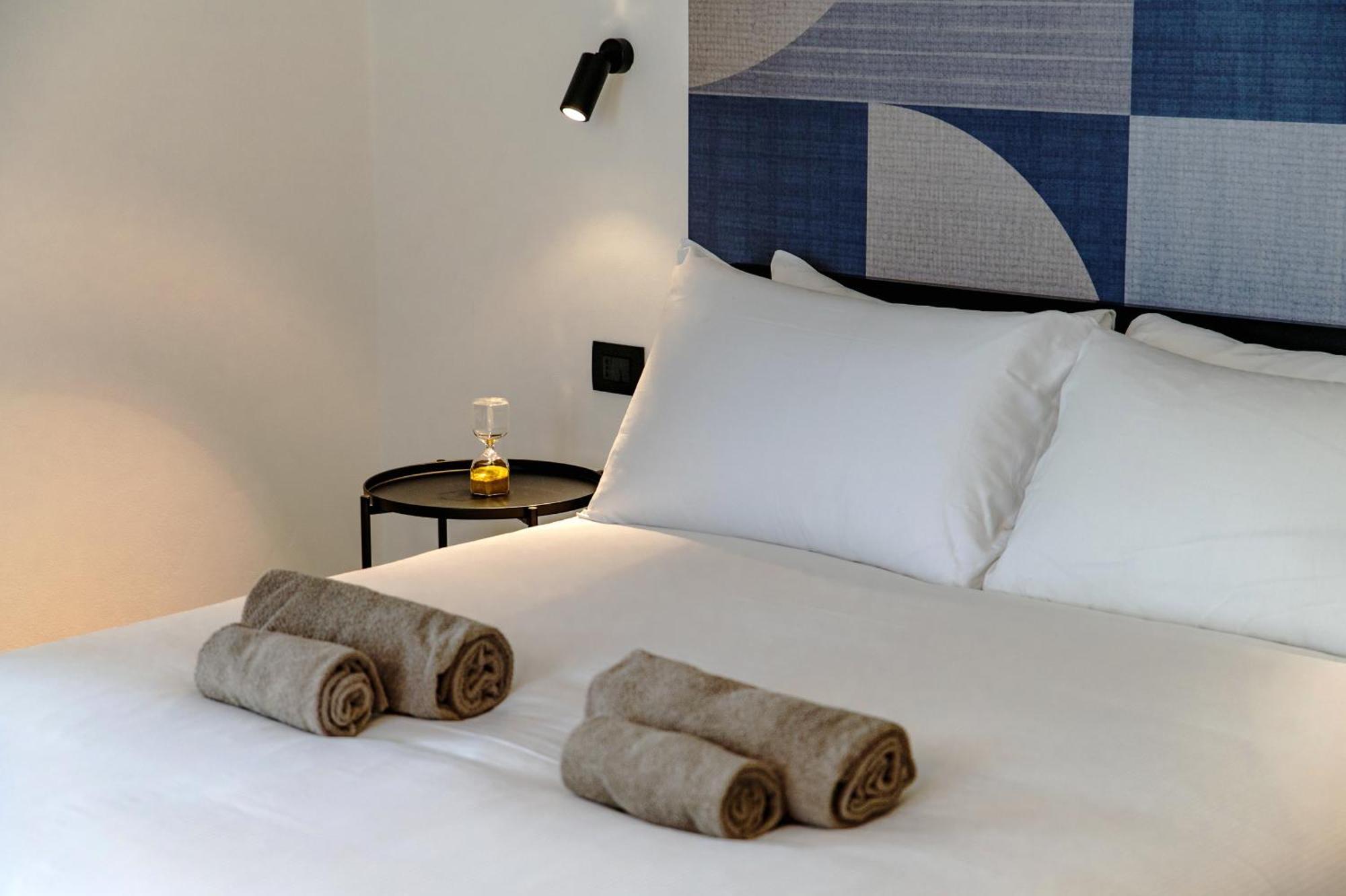 Linaio - The House Of Travelers Como