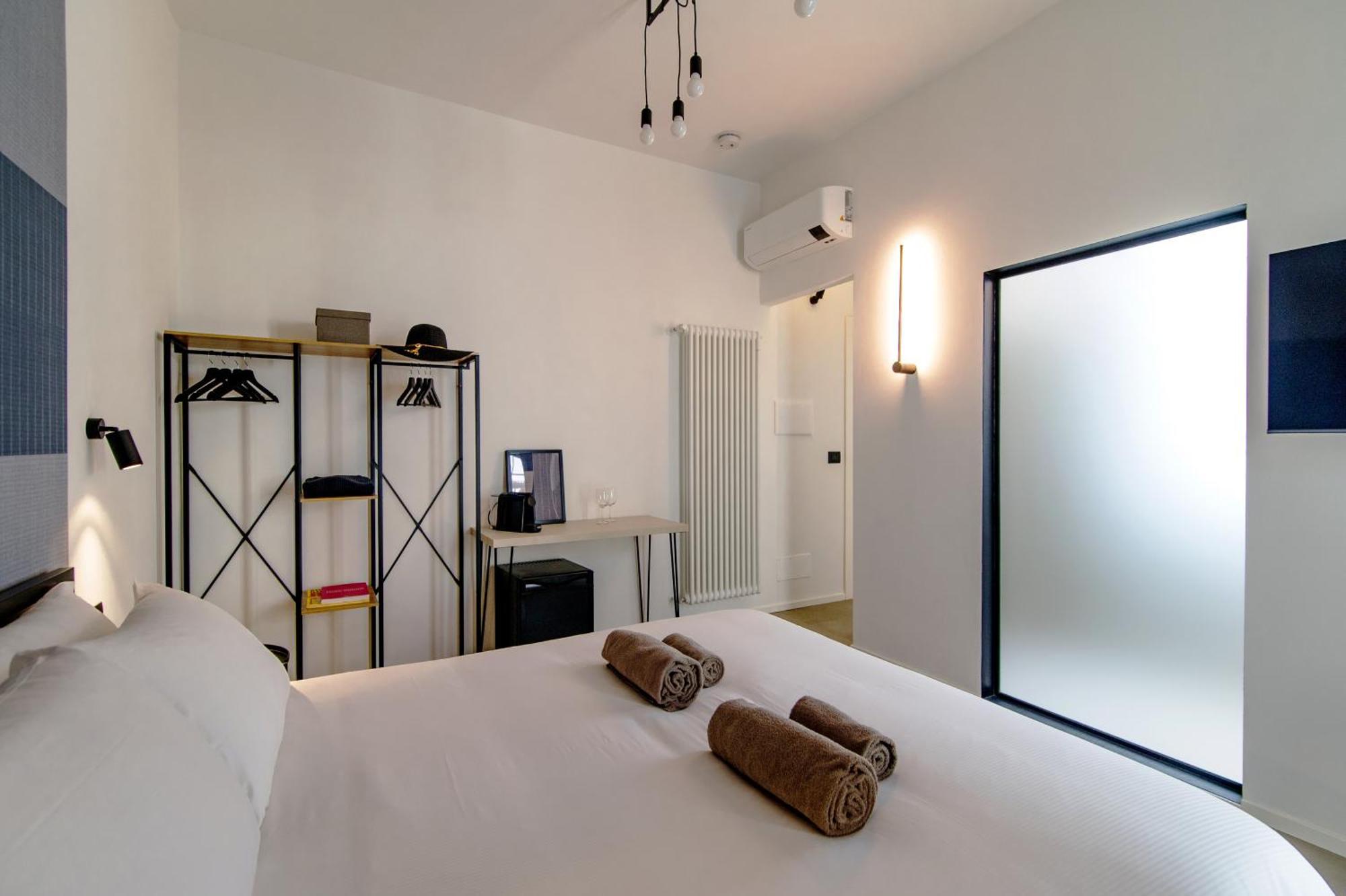Guest house Linaio - The House Of Travelers