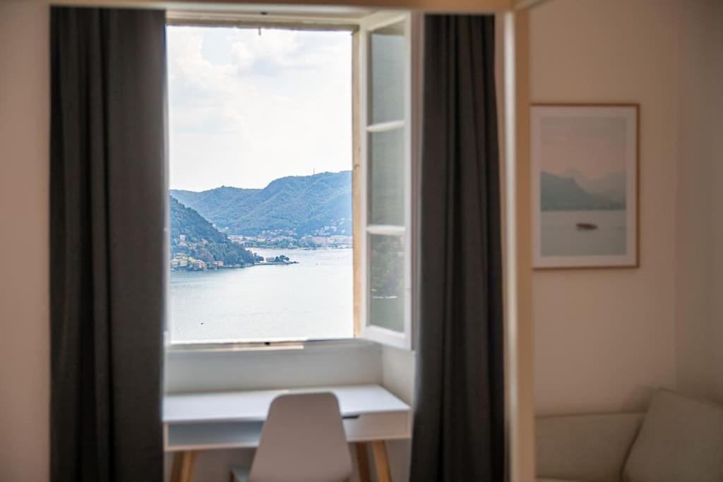 Amazing View With Jacuzzi, Private Garden And Gym Apartment Cernobbio