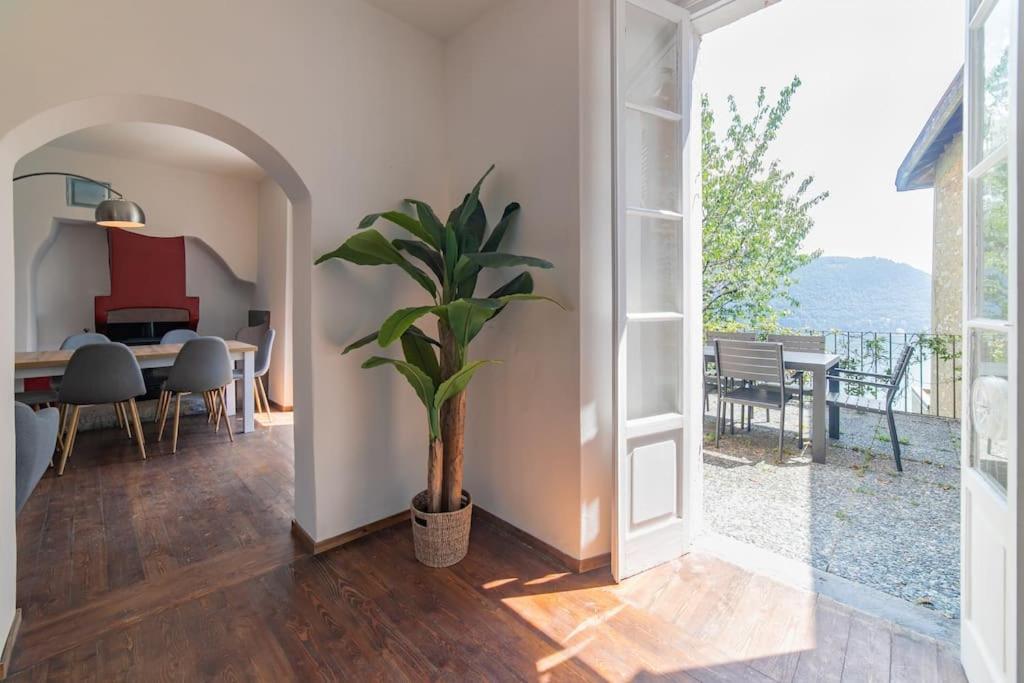 Amazing View With Jacuzzi, Private Garden And Gym