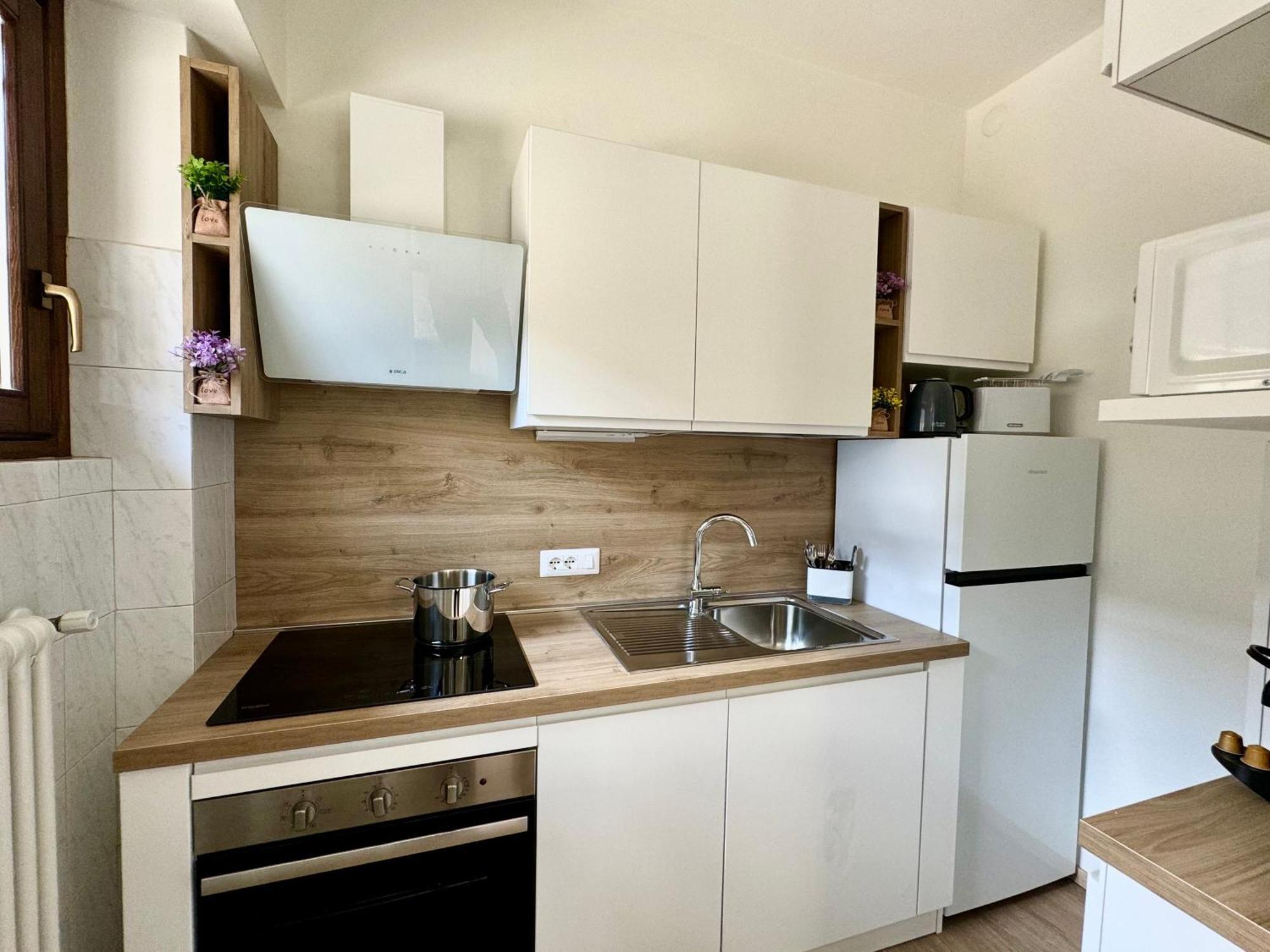 Apartment Ibiscus Di