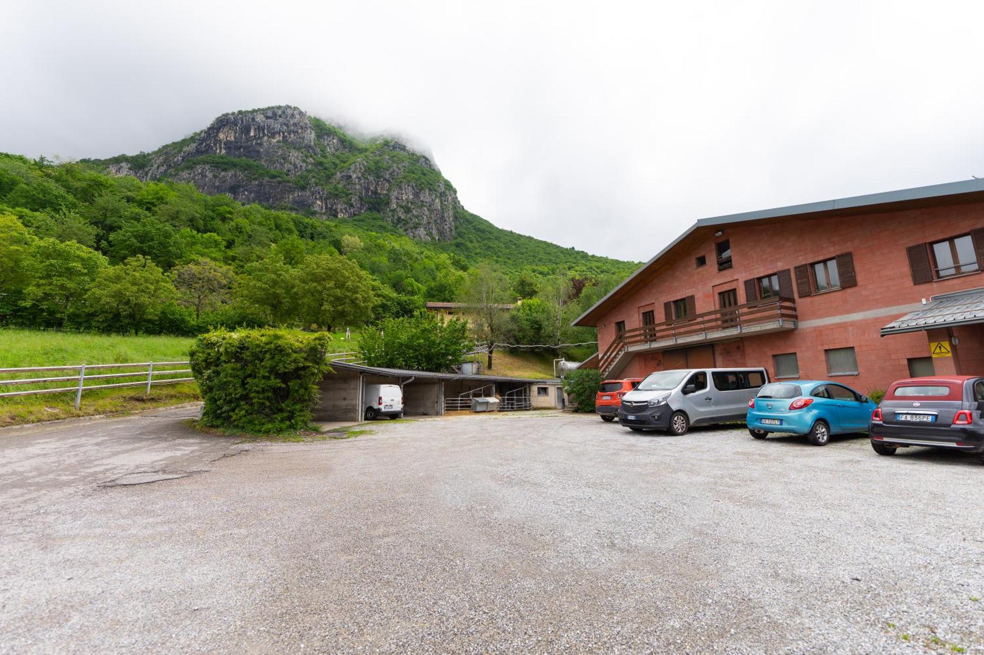 Deviscio Farm stay *