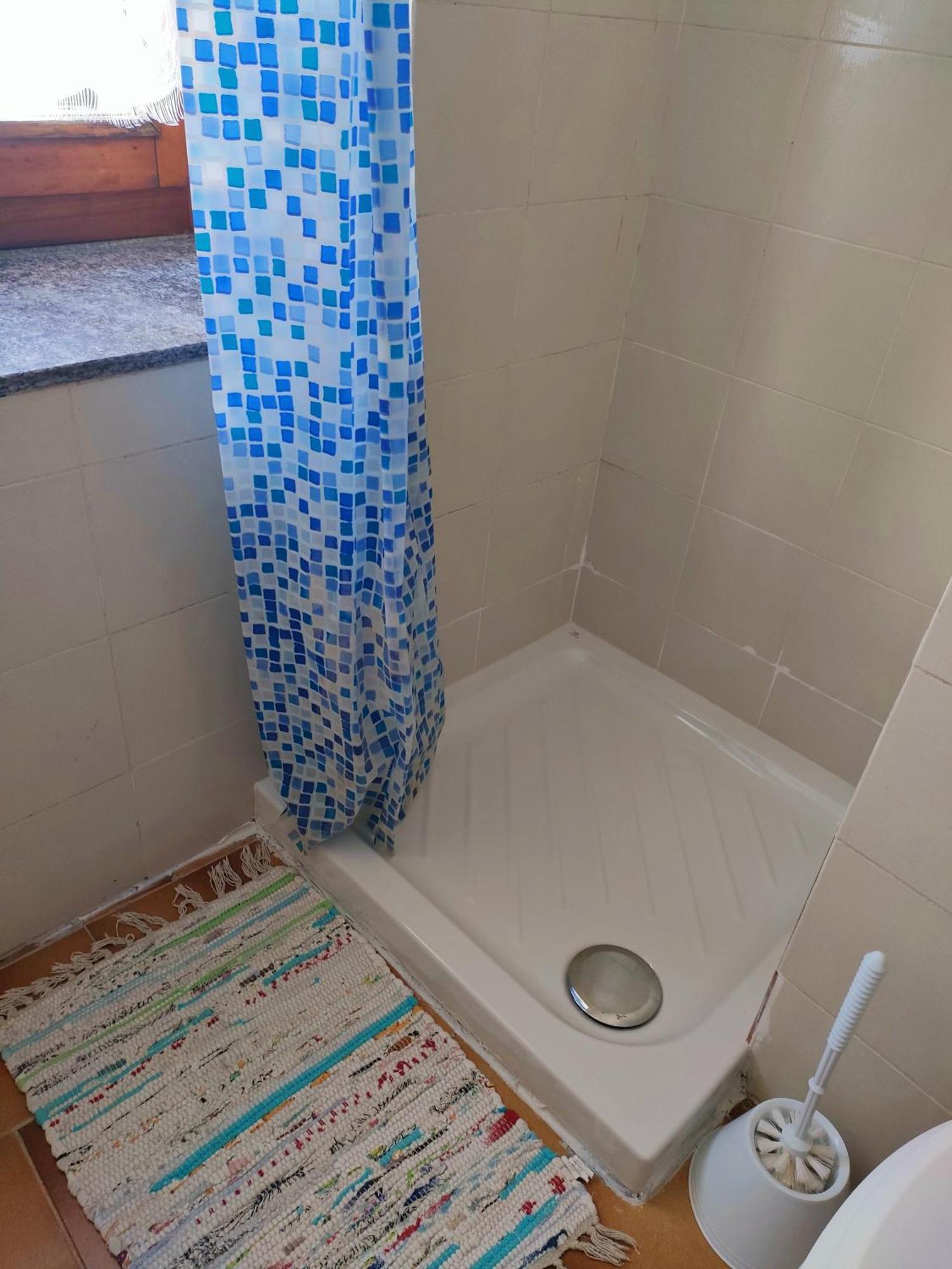 Homestay Affascinante Mansarda Nel Cuore Di Brunate