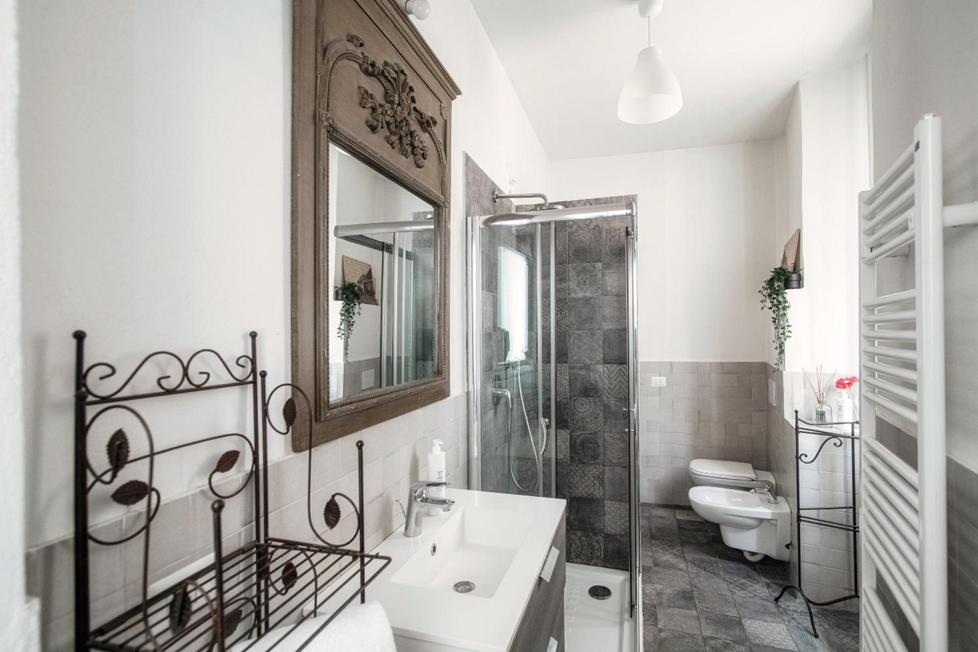 Apartment Glamour - By Myhomeincomo