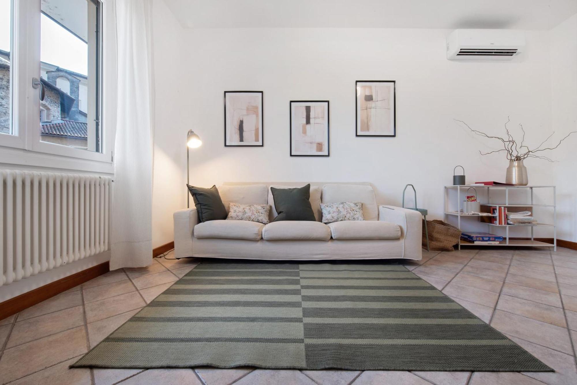 Apartment Maddy' S House Mandello del Lario