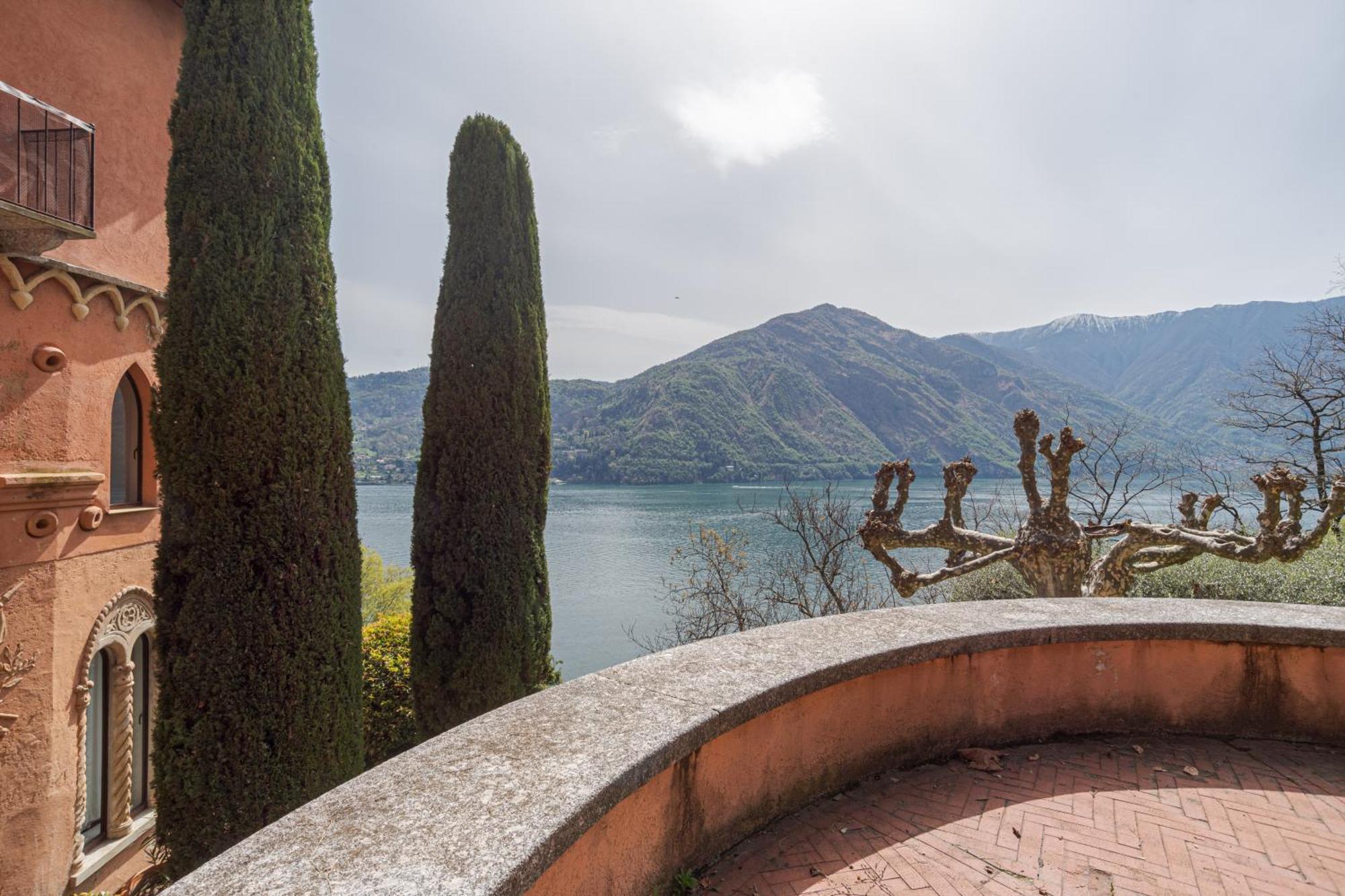 Stunning Castle In With Lake View Apartment Tremezzo