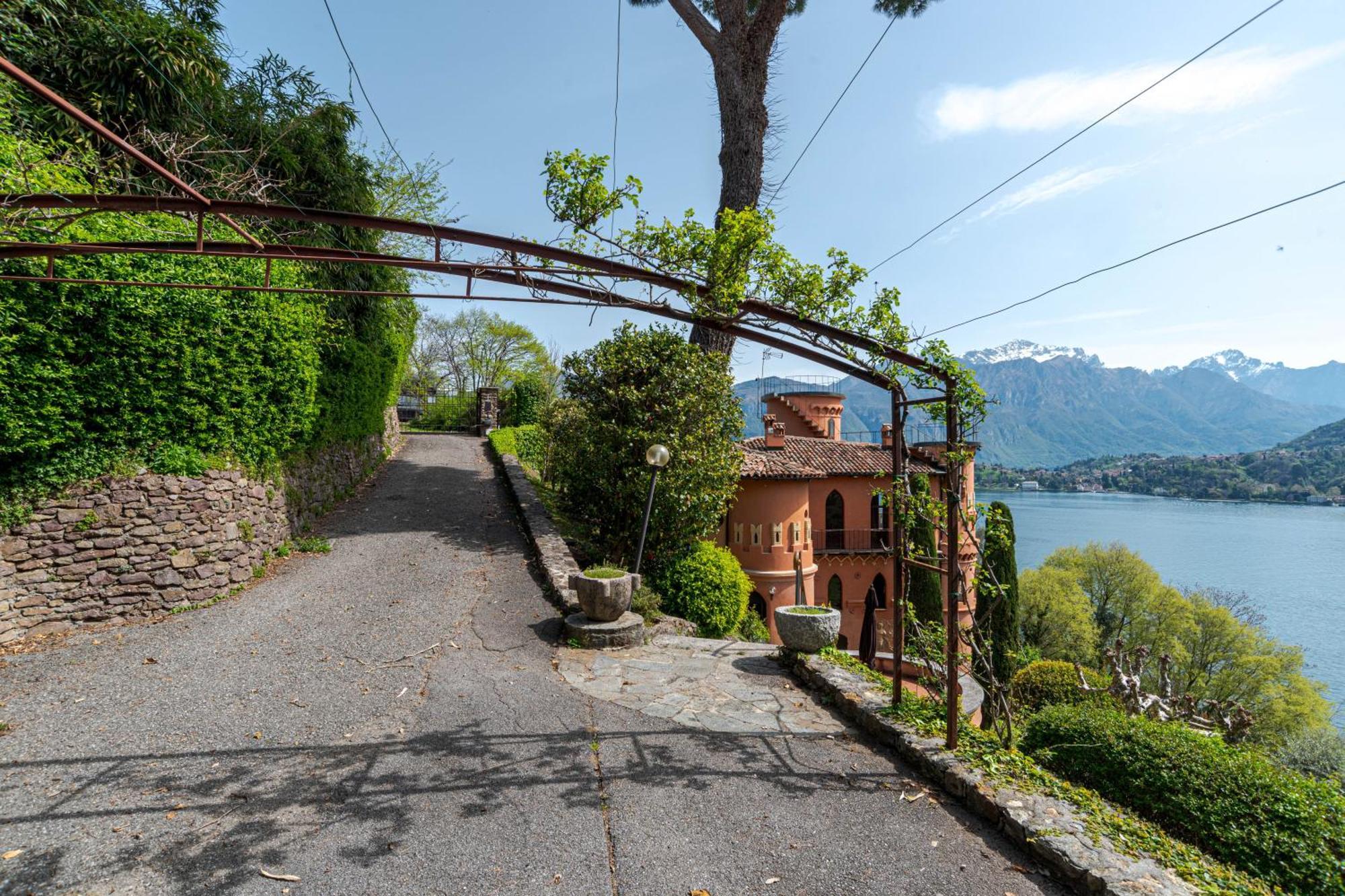 Stunning Castle In With Lake View * Tremezzo