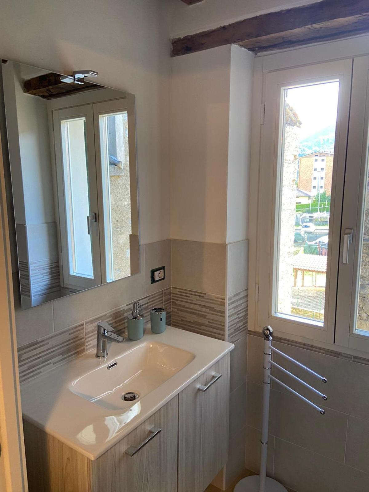 Prima Del Cielo - Monti Apartment *