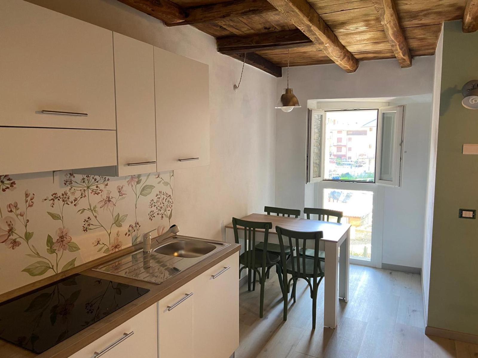 Prima Del Cielo - Monti Apartment *