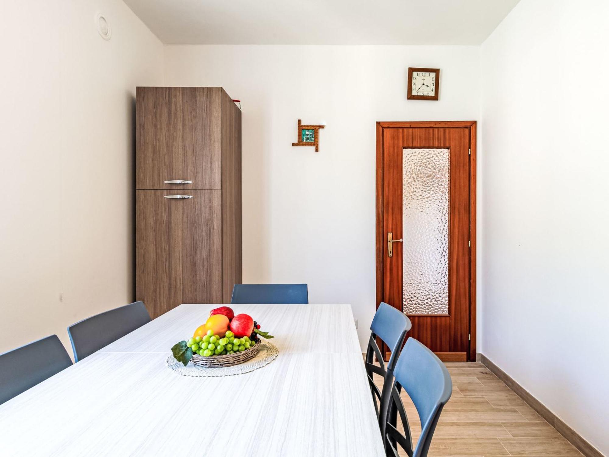 Apartment Elena By Interhome