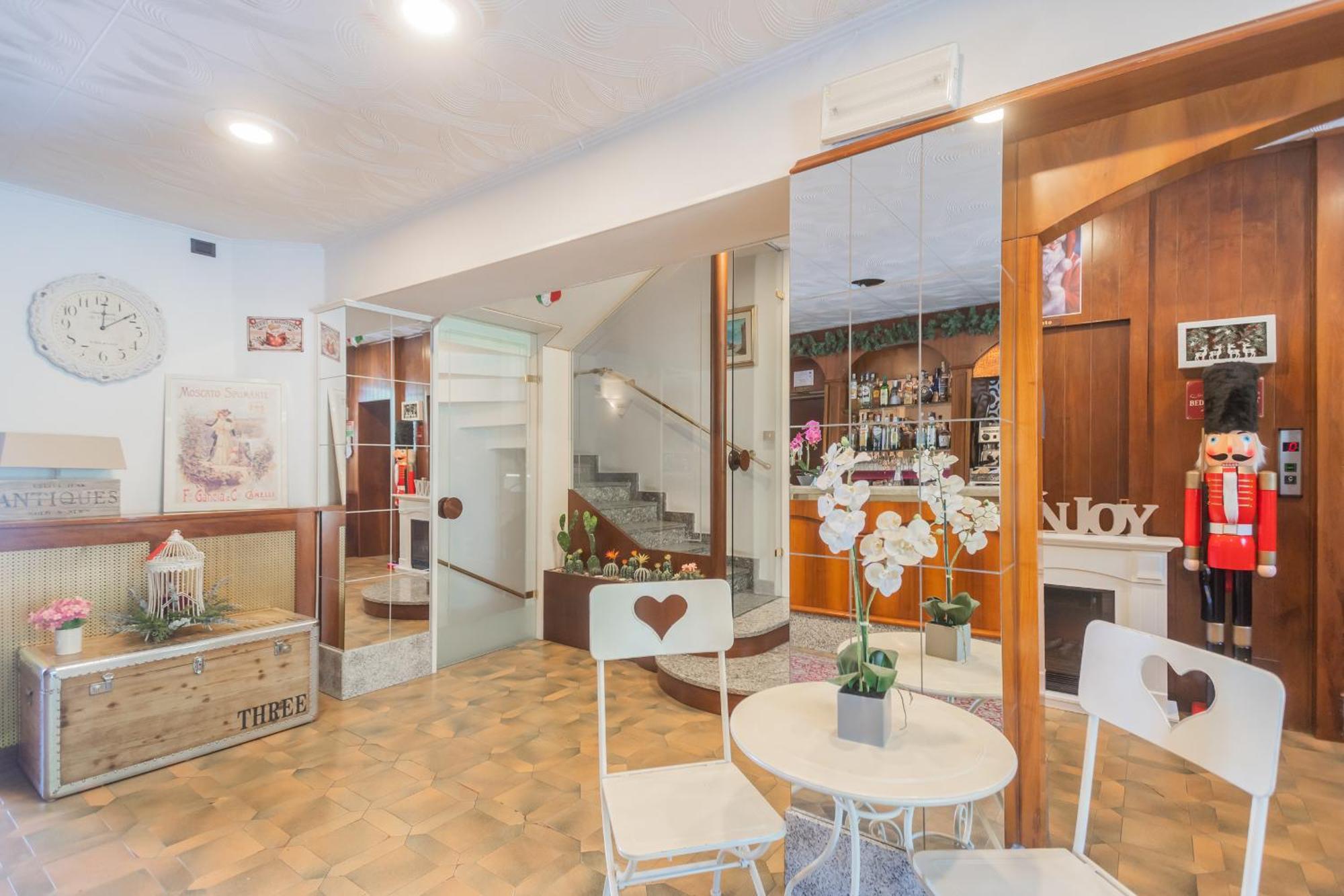 Hotel Pet Friendly Mirabeau 3*
