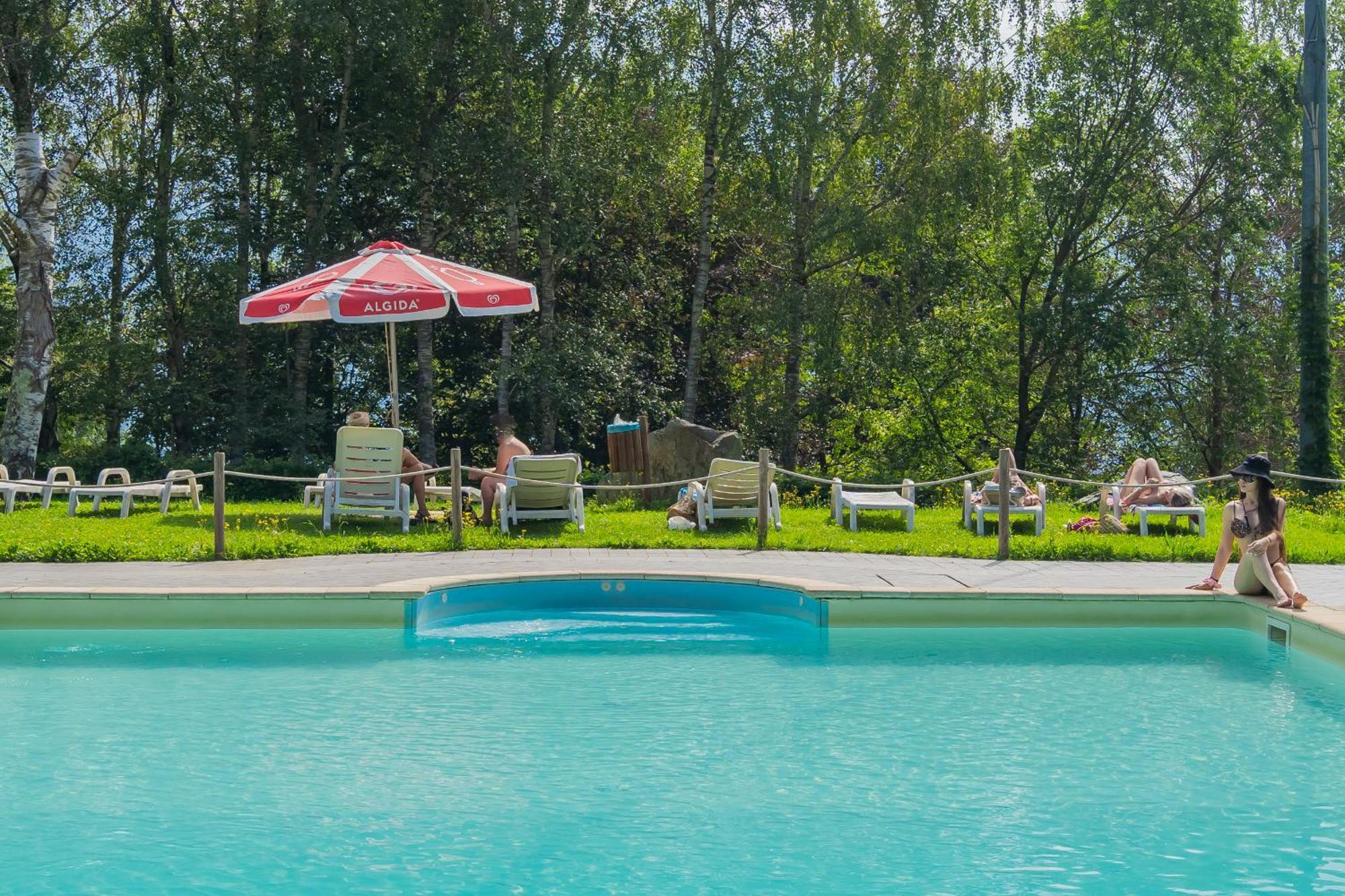 Pet Friendly Mirabeau Hotel 3*