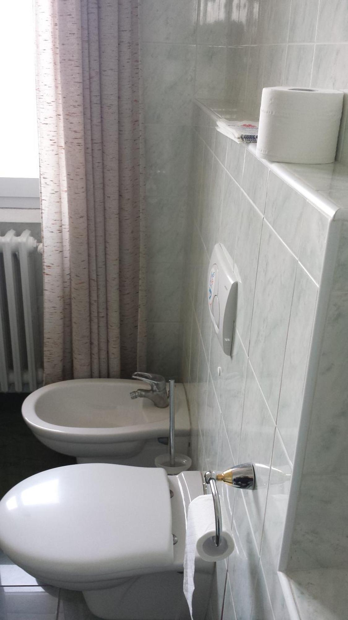 Pet Friendly Mirabeau