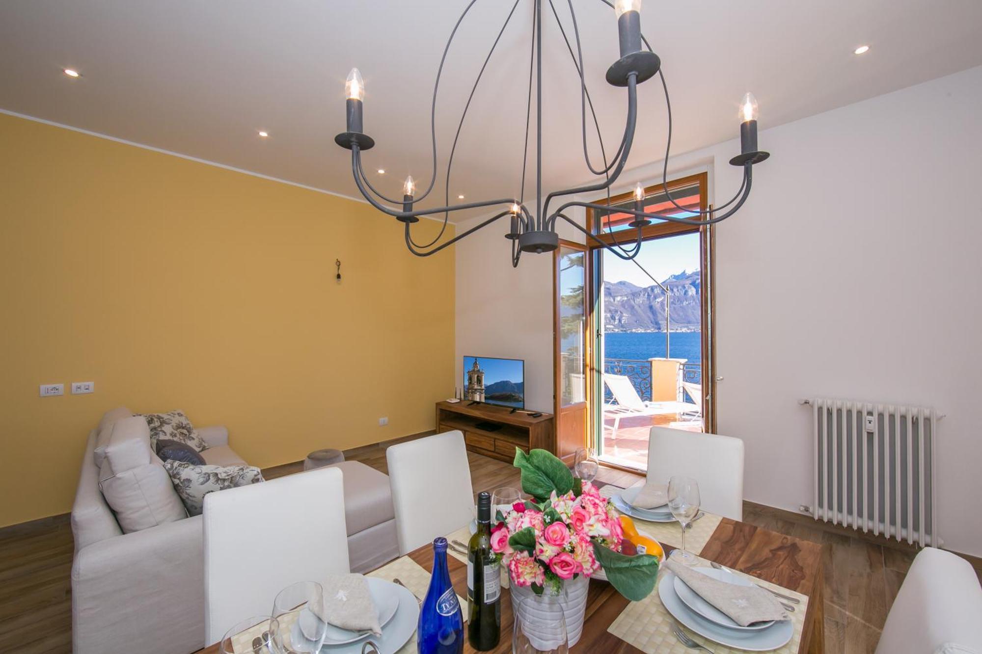 Apartment Evelyn Terrazzo - Happy *