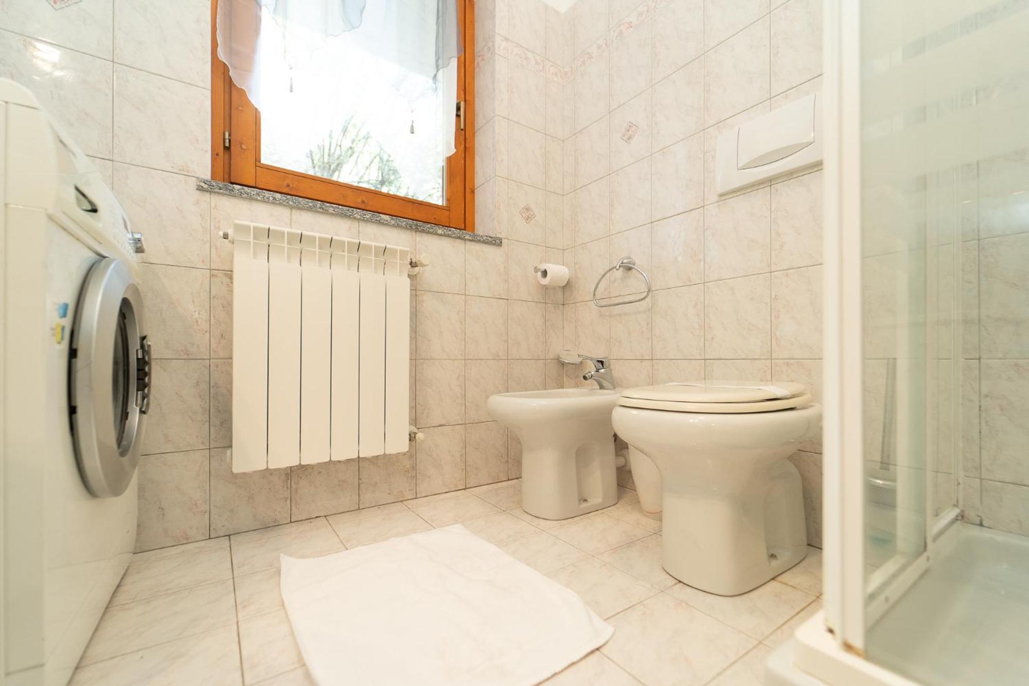 Casa Con Parcheggio, Piscina Giardino, Barbecue * Sala Comacina