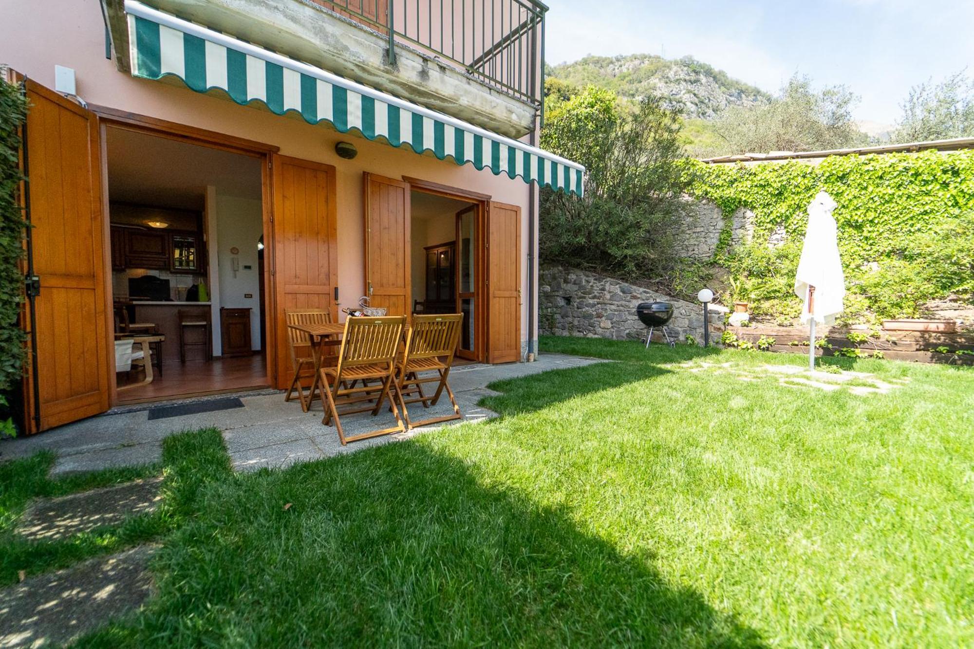 Casa Con Parcheggio, Piscina Giardino, Barbecue * Sala Comacina