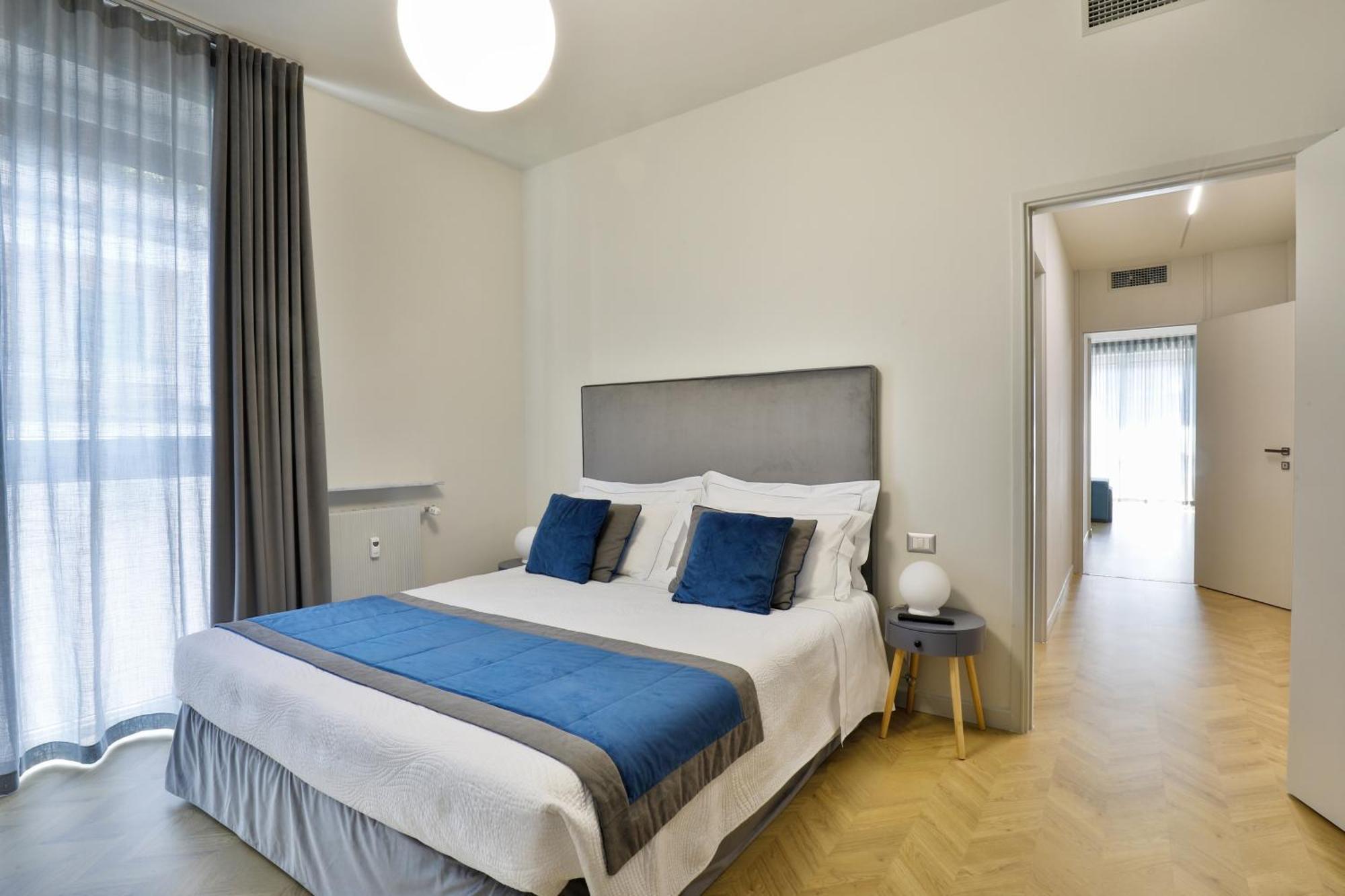 Como Lake Suites Como