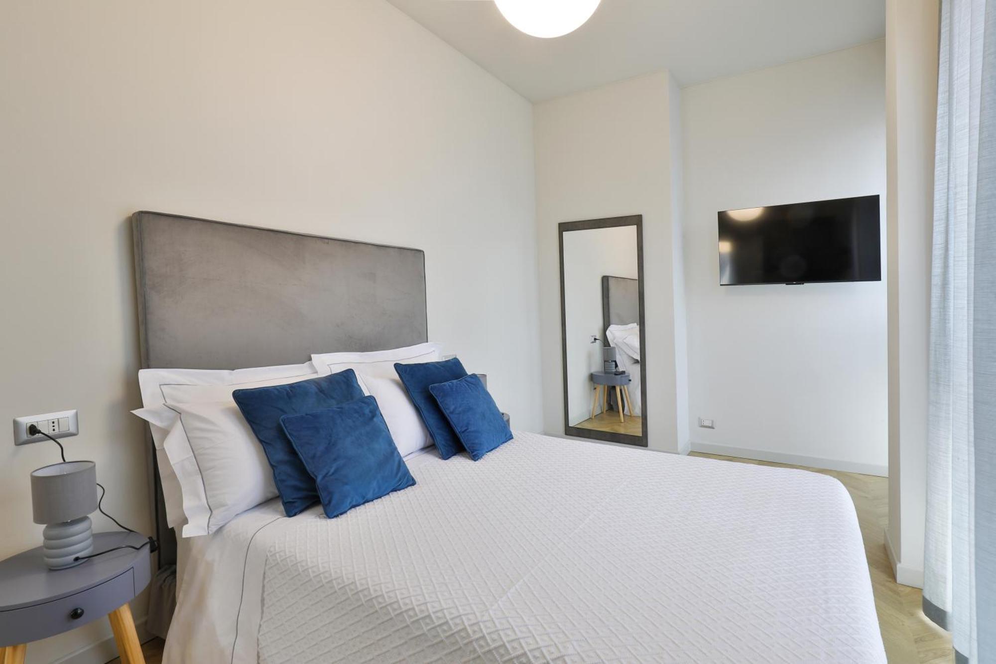 Como Lake Suites Apartment *